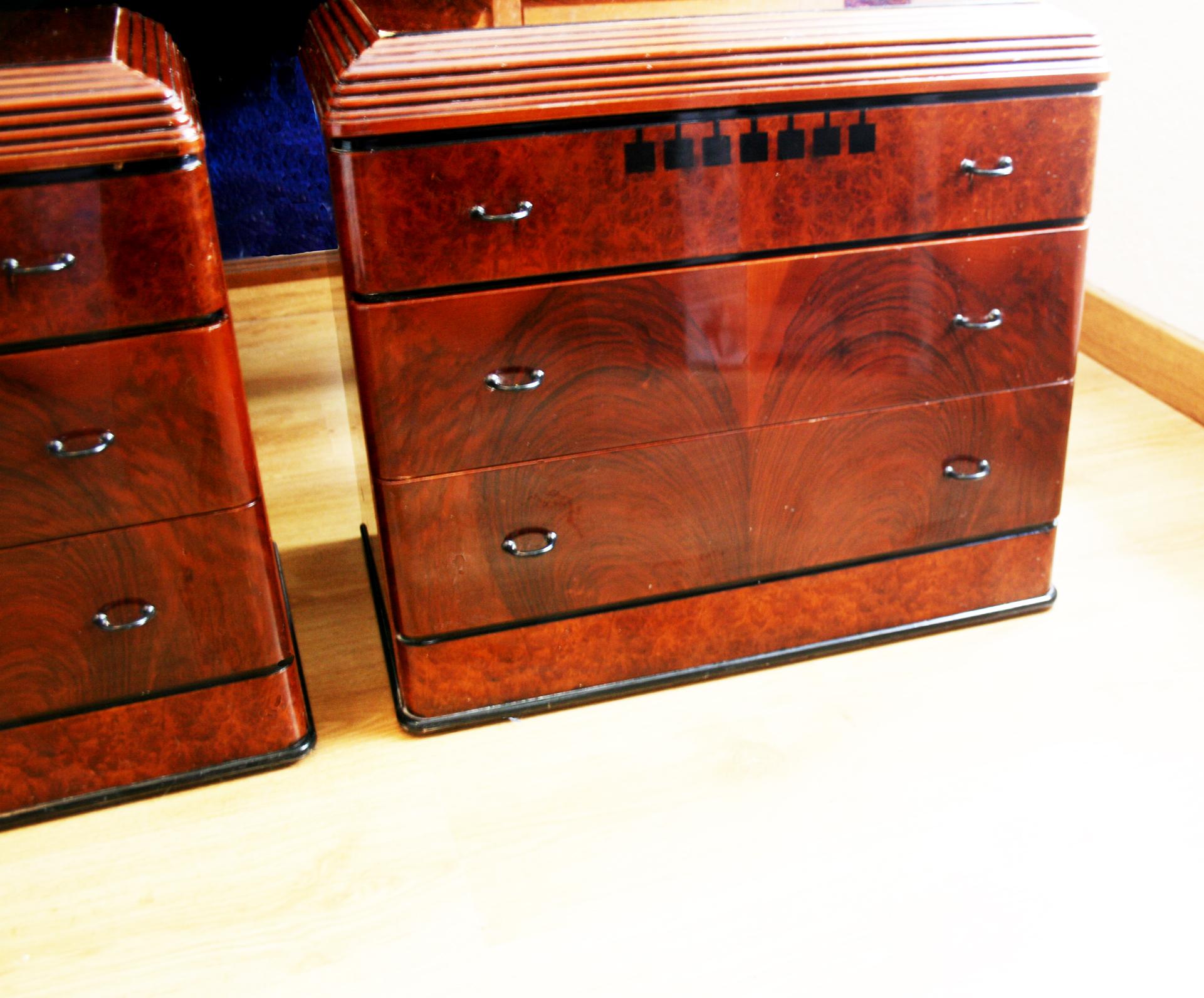  Art Deco Pair of Nightstands or Bedside Tables.Italy 8