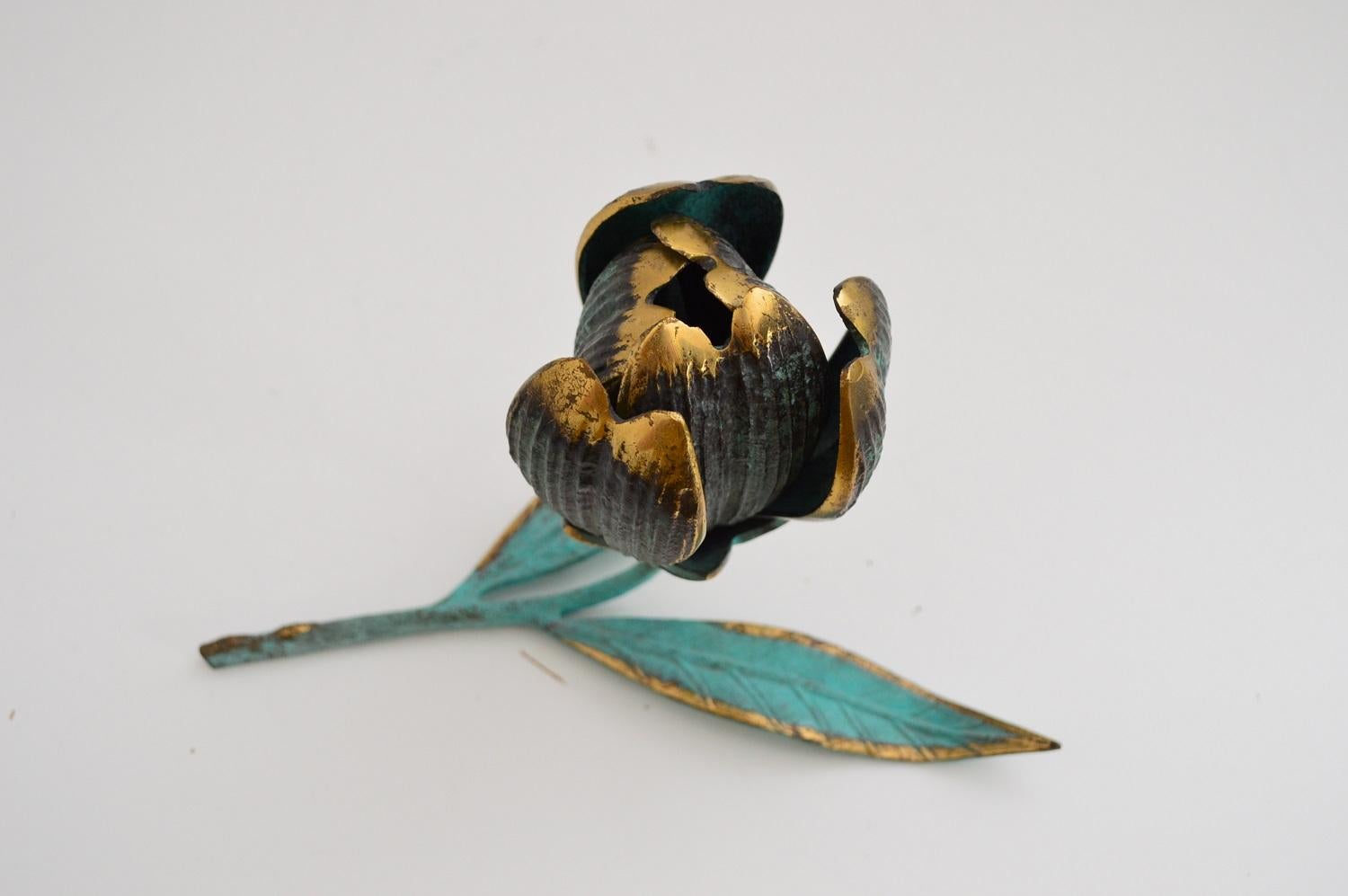 1950s flower ashtray