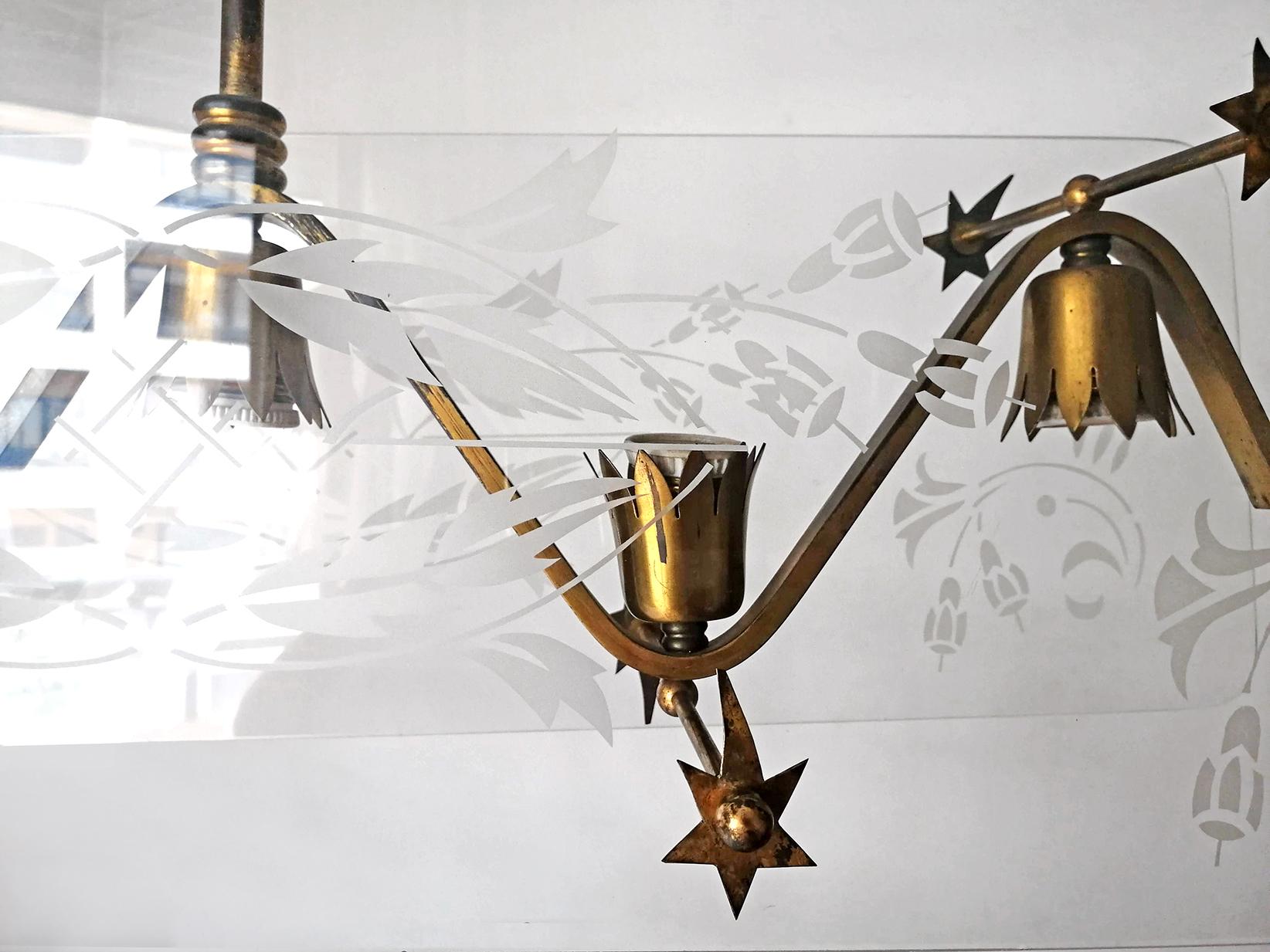 Lampadario italiano di metà secolo da Pietro Chiesa in stile Art Deco dorato, 1950 ca. in vendita 2