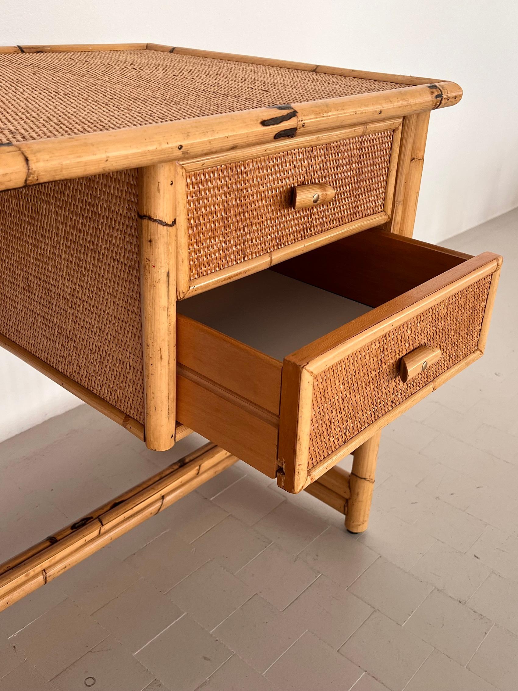 Italian Midcentury Bamboo and Rattan Desk or Vanity with two Drawers, 1970s For Sale 4