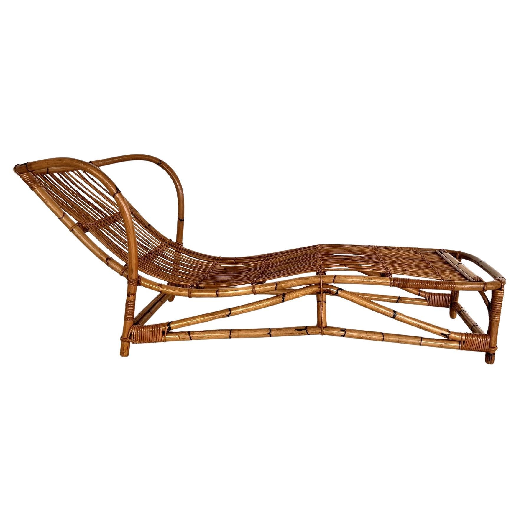 Italian Midcentury Organic Bamboo Daybed or Sunbed For Sale
