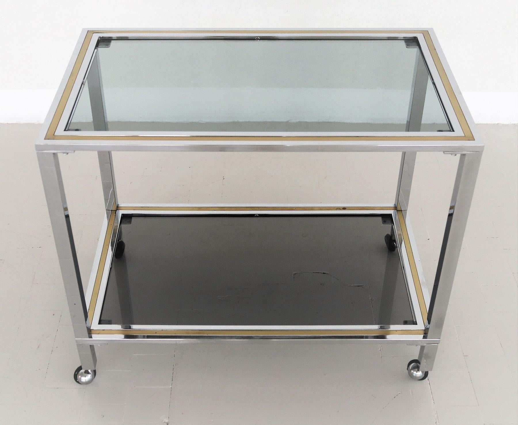 Mid-Century Modern Italian Midcentury Bar Cart or Trolley in Brass and Chrome, 1970s For Sale