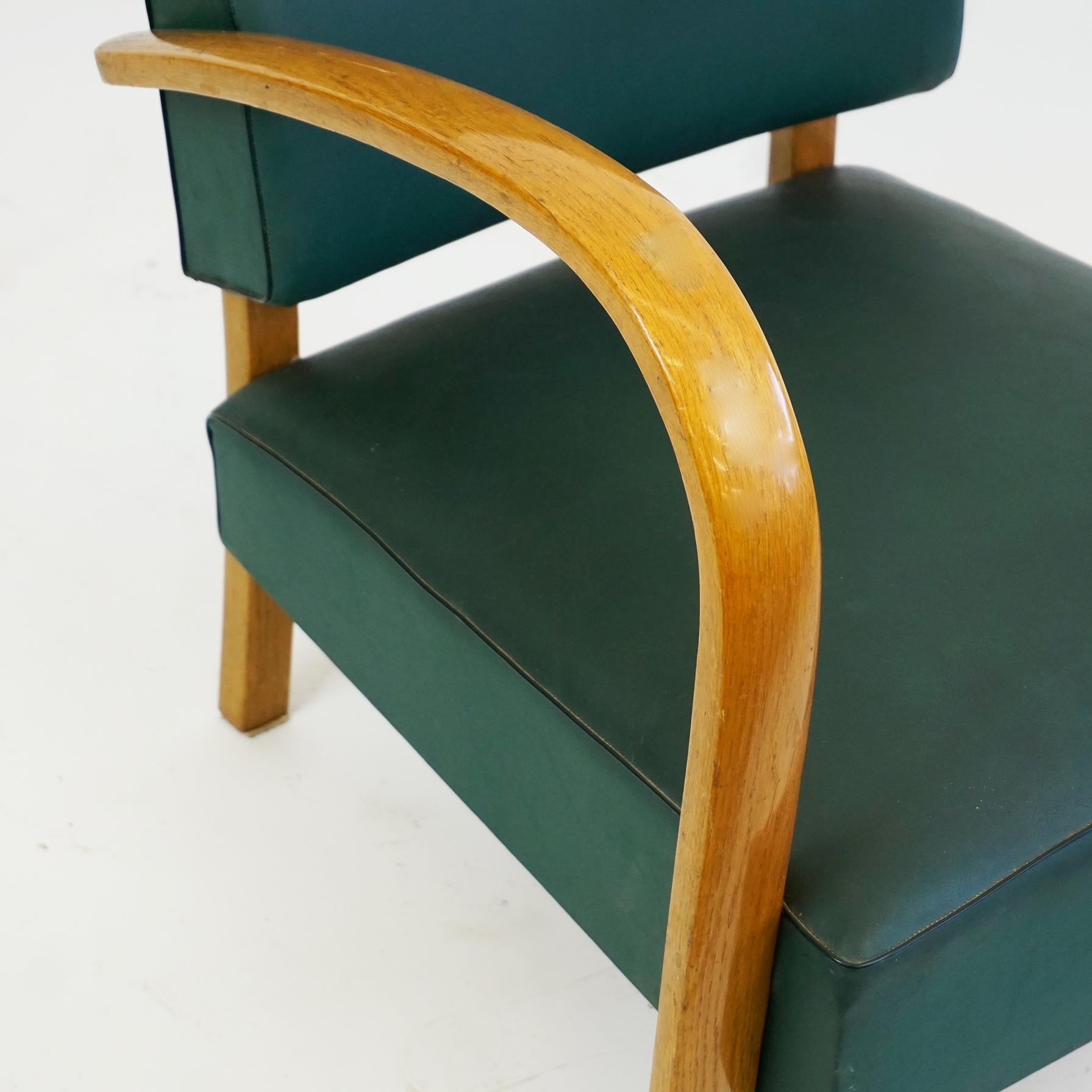 Italian Midcentury Beech Lounge Chair with Green Leatherette For Sale 3