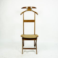 Italian Midcentury Beech Valet chair by Ico and Luisa Parisi for Frat. Reguitti