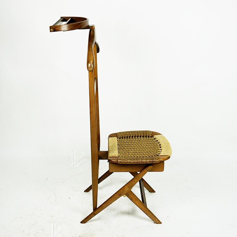 Mid-20th Century Italian Midcentury Beech Valet chair by Ico and Luisa Parisi for Frat. Reguitti