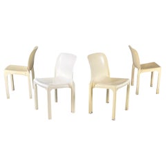 Italienische Beige- Kunststoffstühle Selene aus der Mitte des Jahrhunderts von Vico Magistretti Artemide, 1960