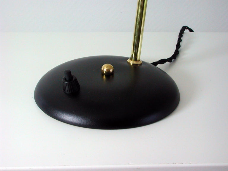Italian Midcentury Black and Brass Sputnik Table Lamp, 1950s For Sale 2