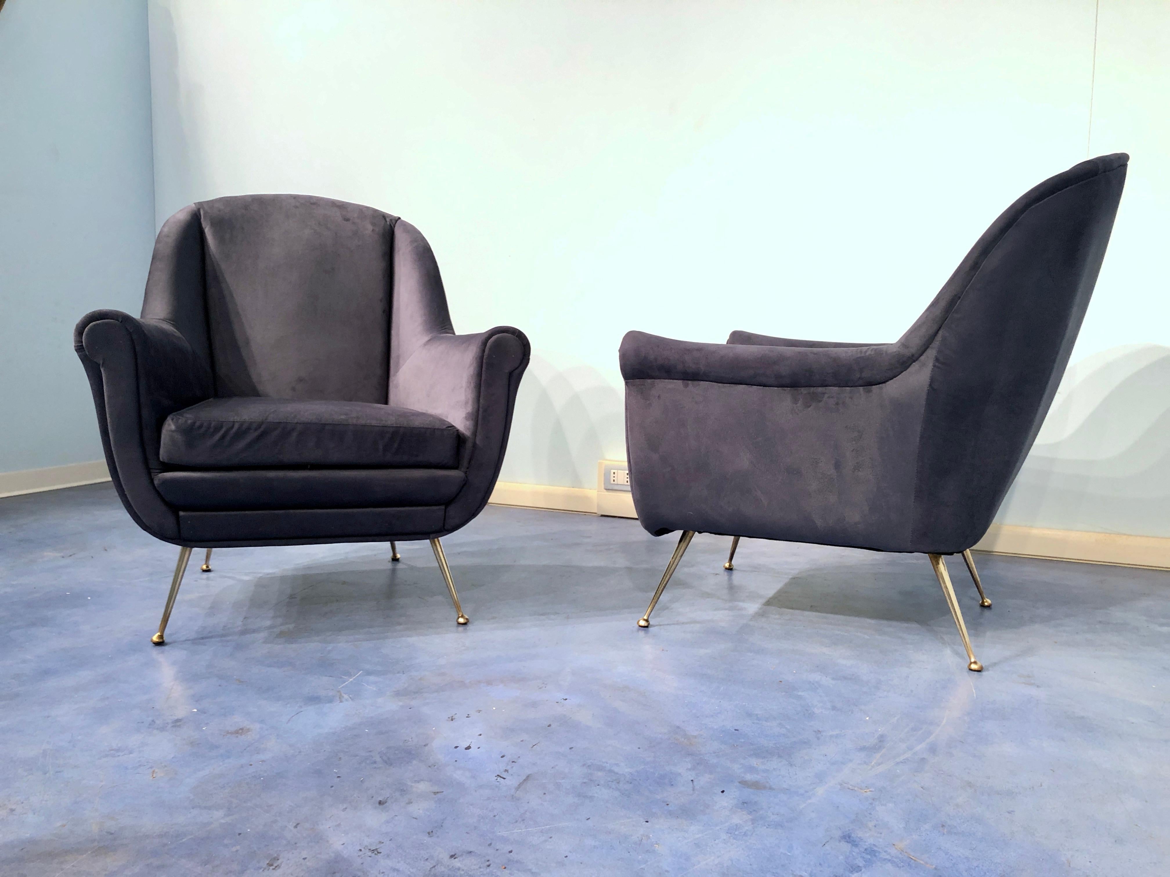 Pair of Italian Midcentury Midnight Blue Velvet Armchairs, Gio Ponti Style 1950s For Sale 4