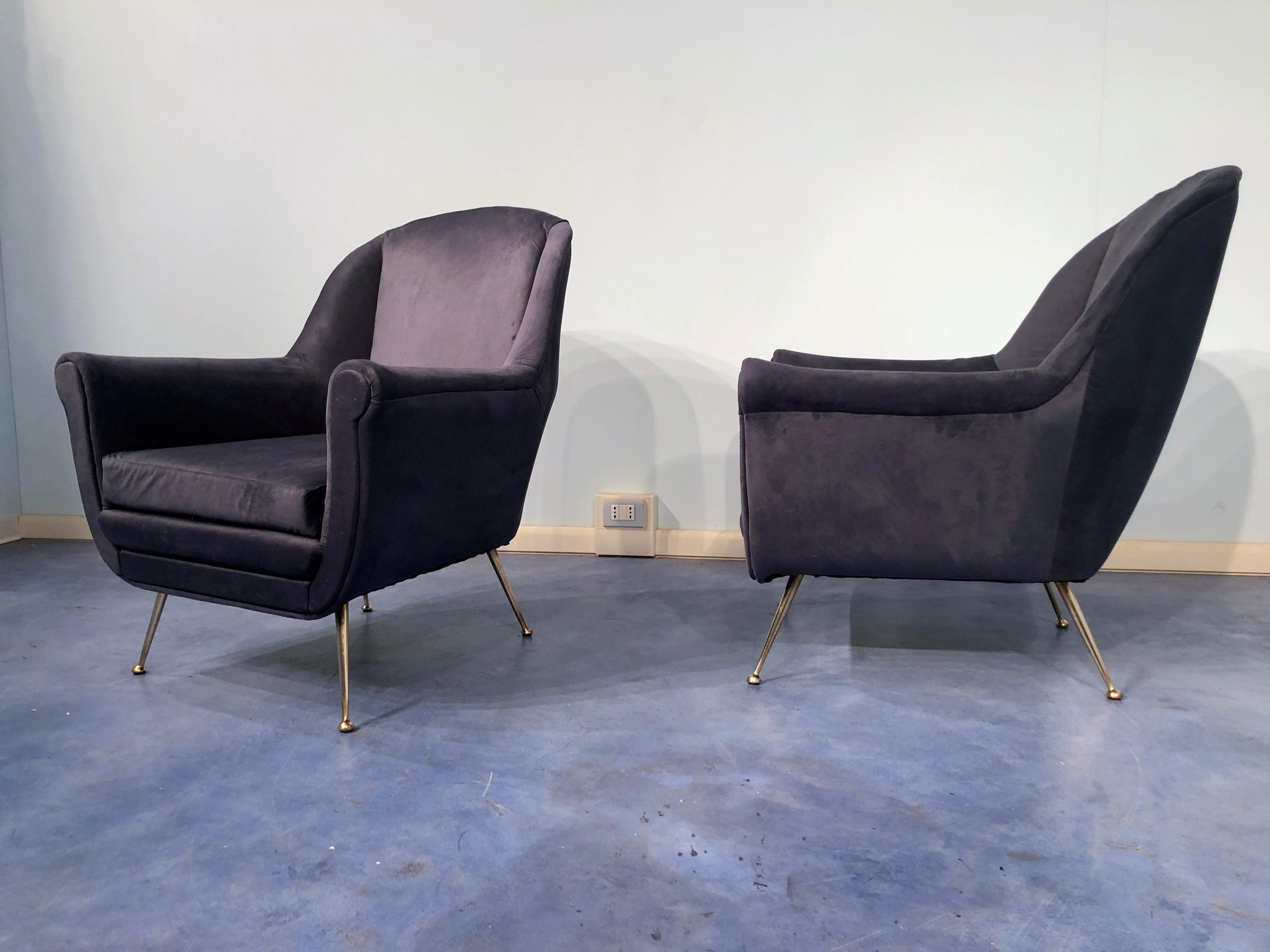 Pair of Italian Midcentury Midnight Blue Velvet Armchairs, Gio Ponti Style 1950s For Sale 5