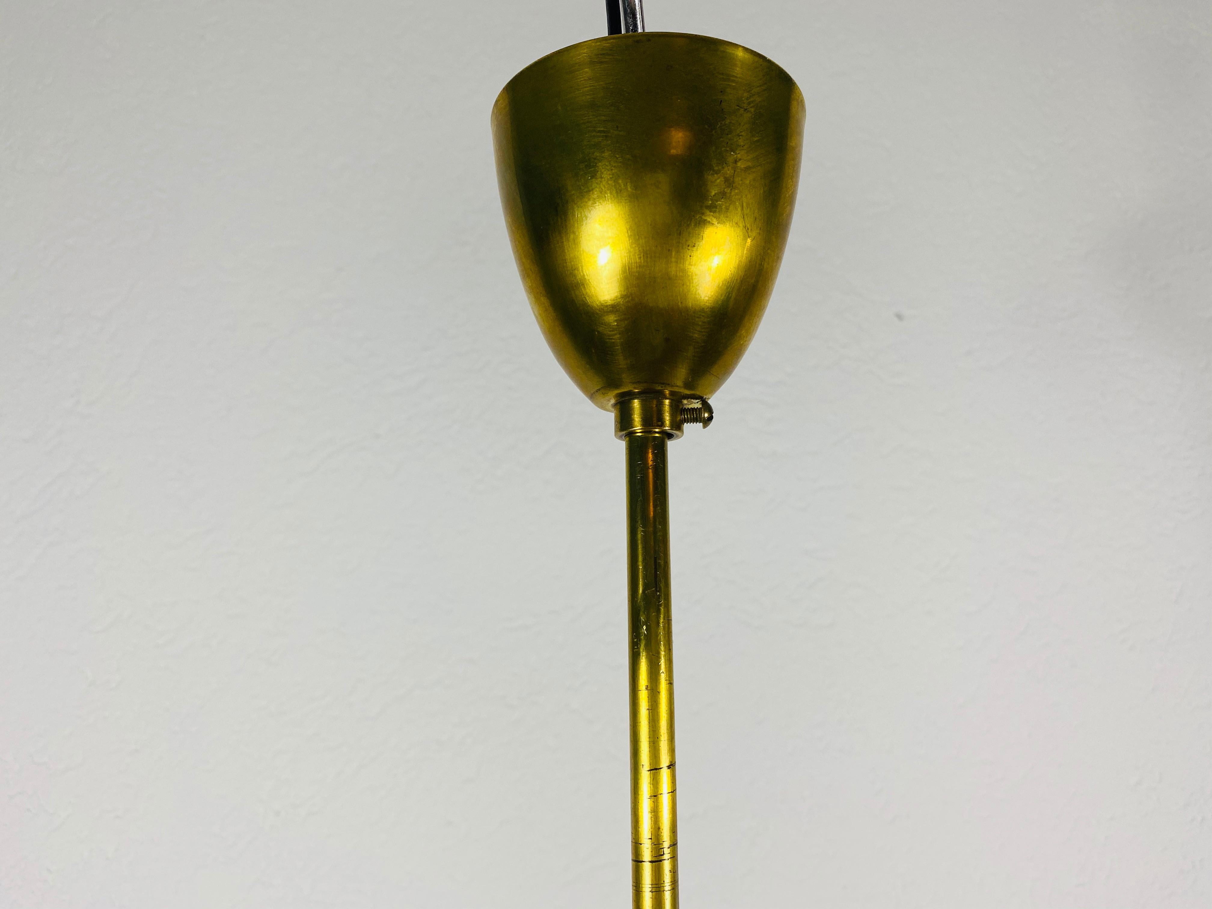 Italian Midcentury Brass 12-Arm Sputnik Chandelier Arredoluce Attributed, 1950s 1
