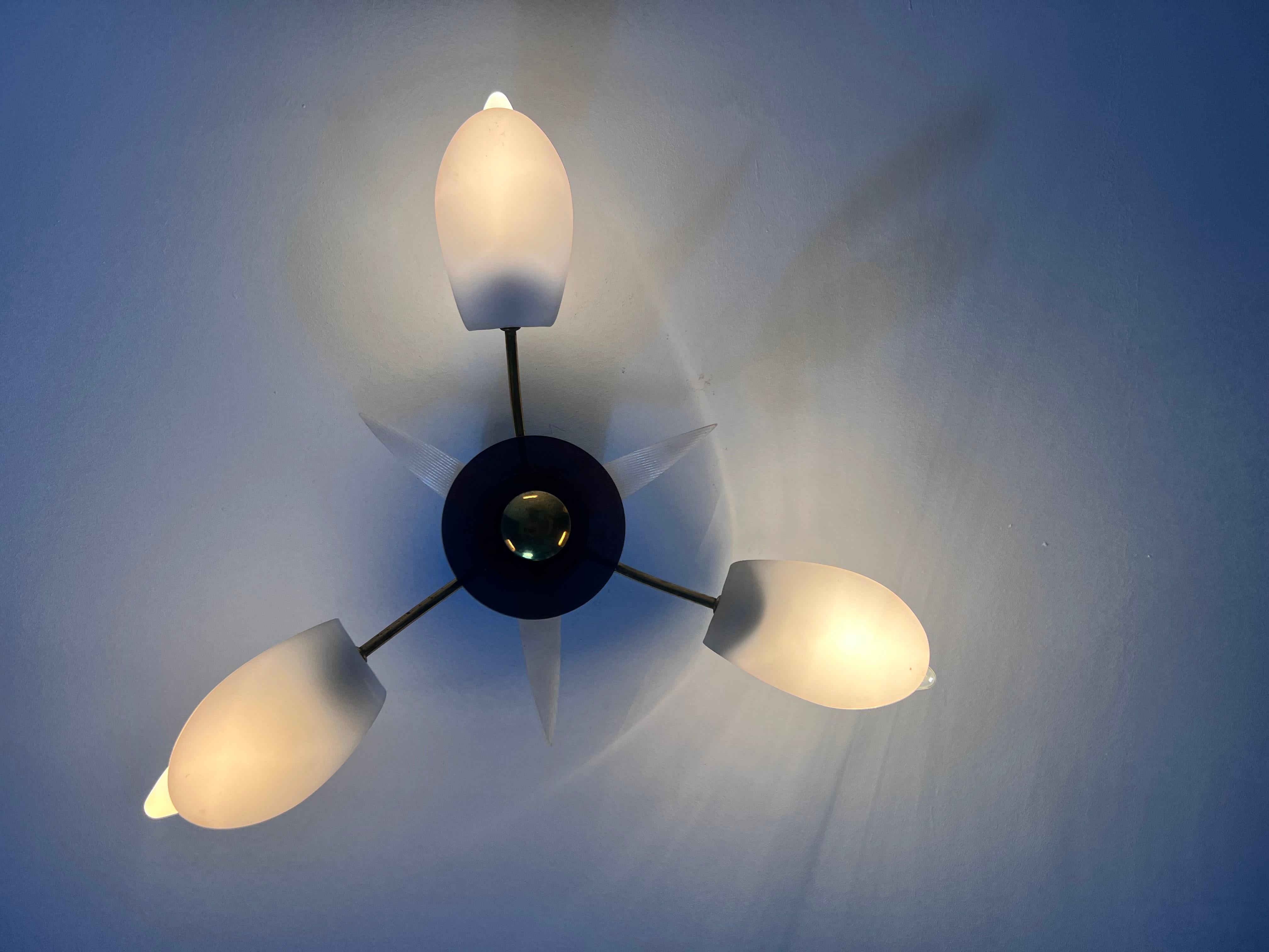 Italian Midcentury Brass 3-Arm Sputnik Chandelier, 1950s For Sale 5