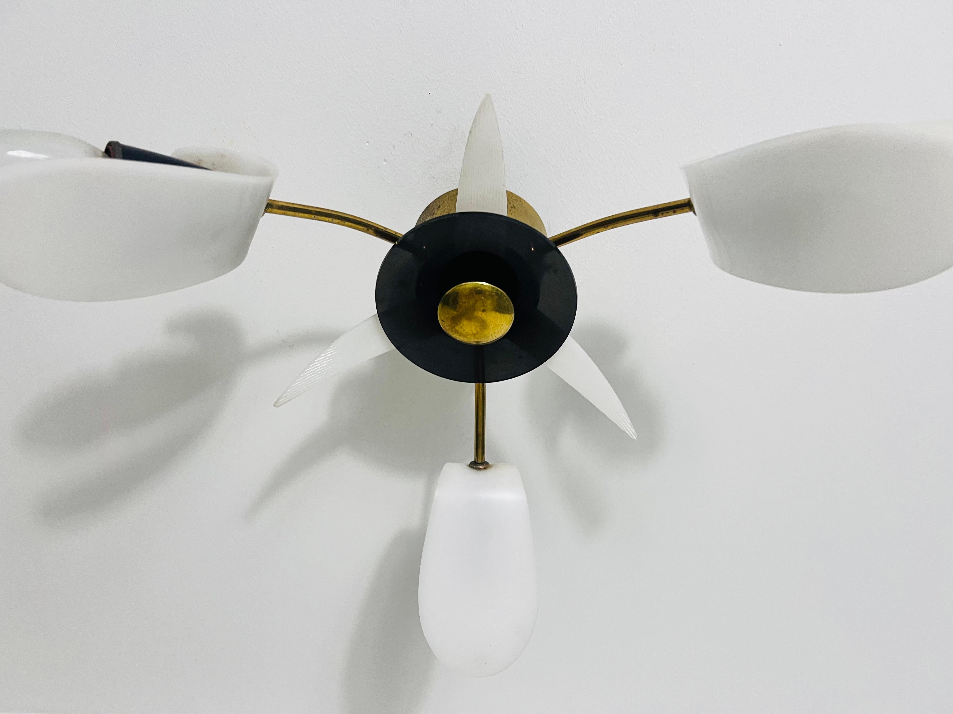 Metal Italian Midcentury Brass 3-Arm Sputnik Chandelier, 1950s For Sale