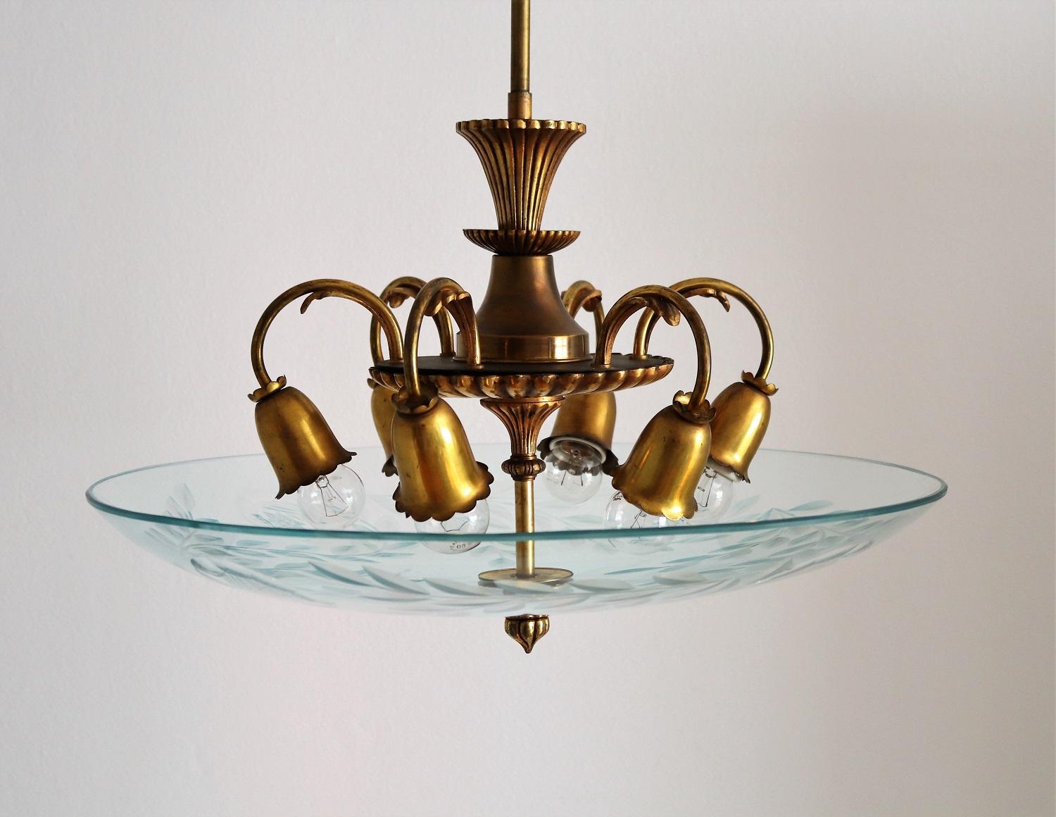 Italian Midcentury Brass and Crystal Glass Chandelier, 1950s For Sale 8