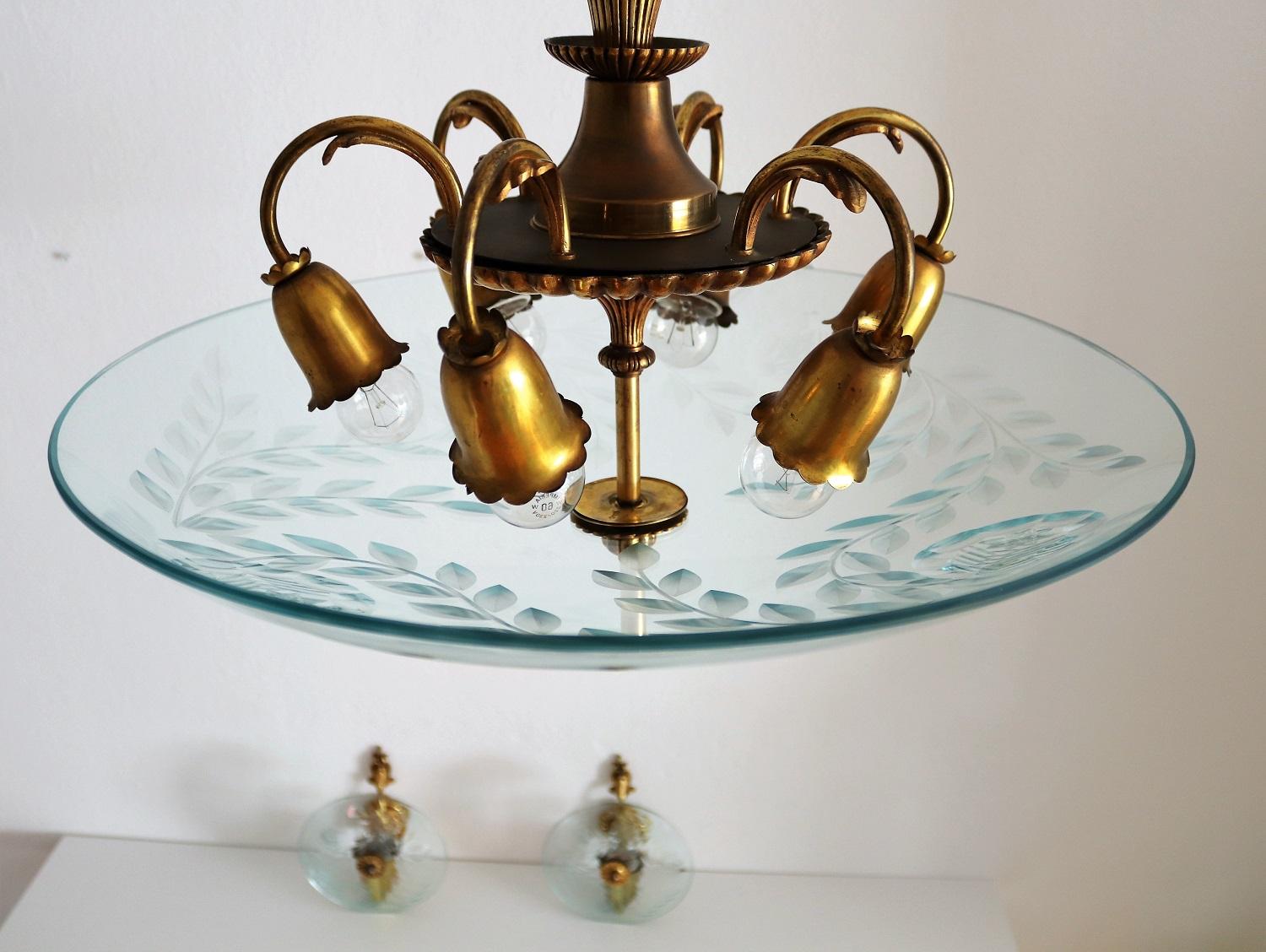 Italian Midcentury Brass and Crystal Glass Chandelier, 1950s For Sale 13