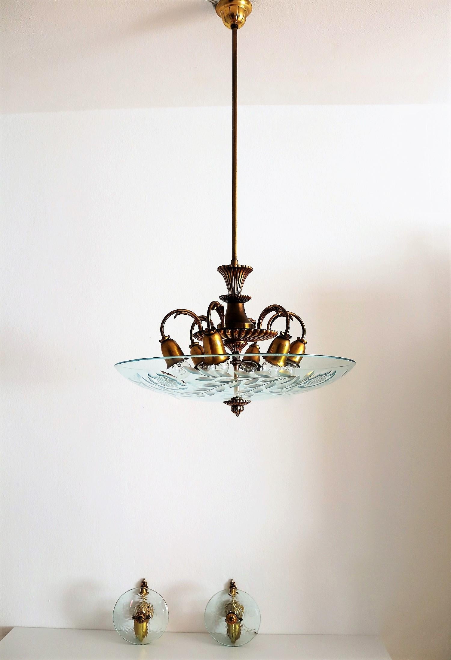 Italian Midcentury Brass and Crystal Glass Chandelier, 1950s For Sale 14