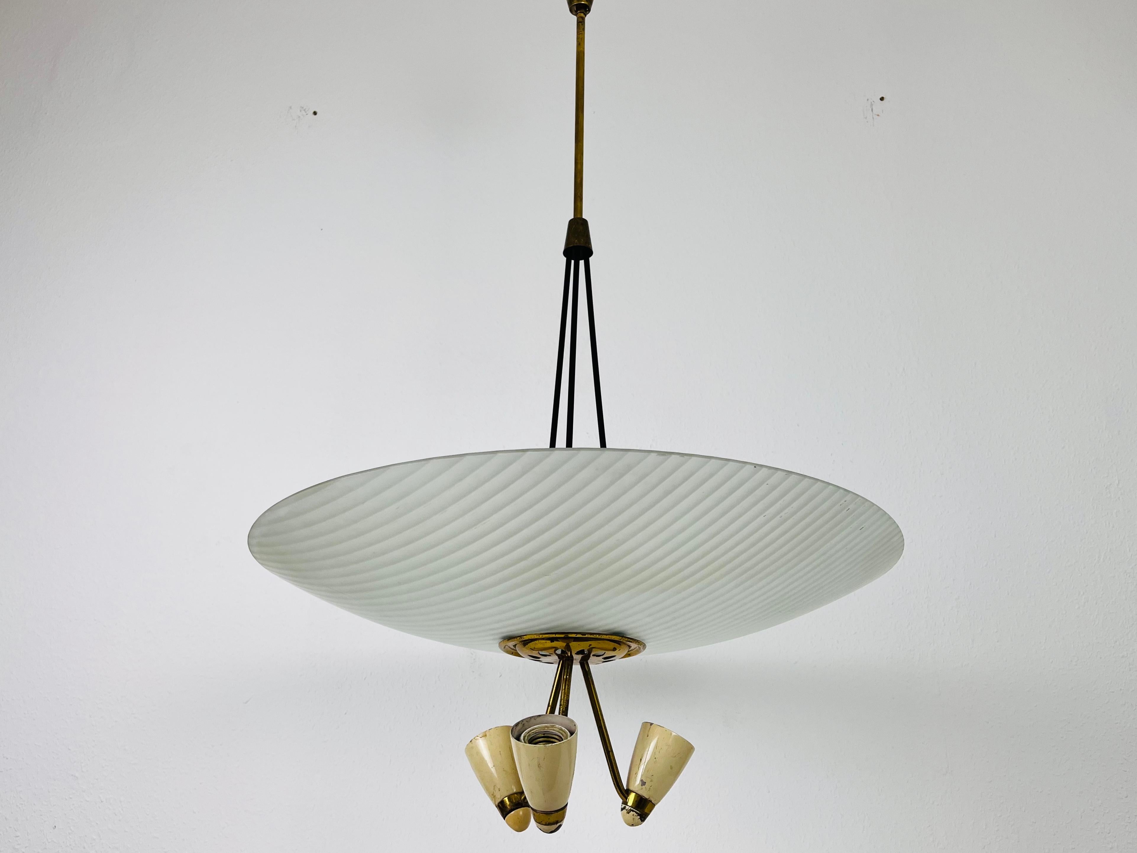 Mid-Century Modern Italian Midcentury Brass and Glass Chandelier, 1950s For Sale
