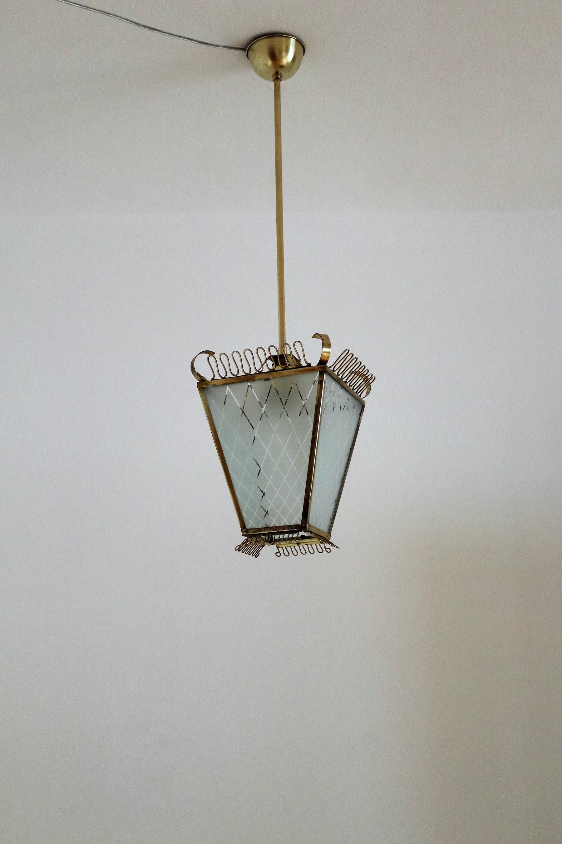Italian Midcentury Brass and Glass Lantern or Pendant Lamp, 1950 8