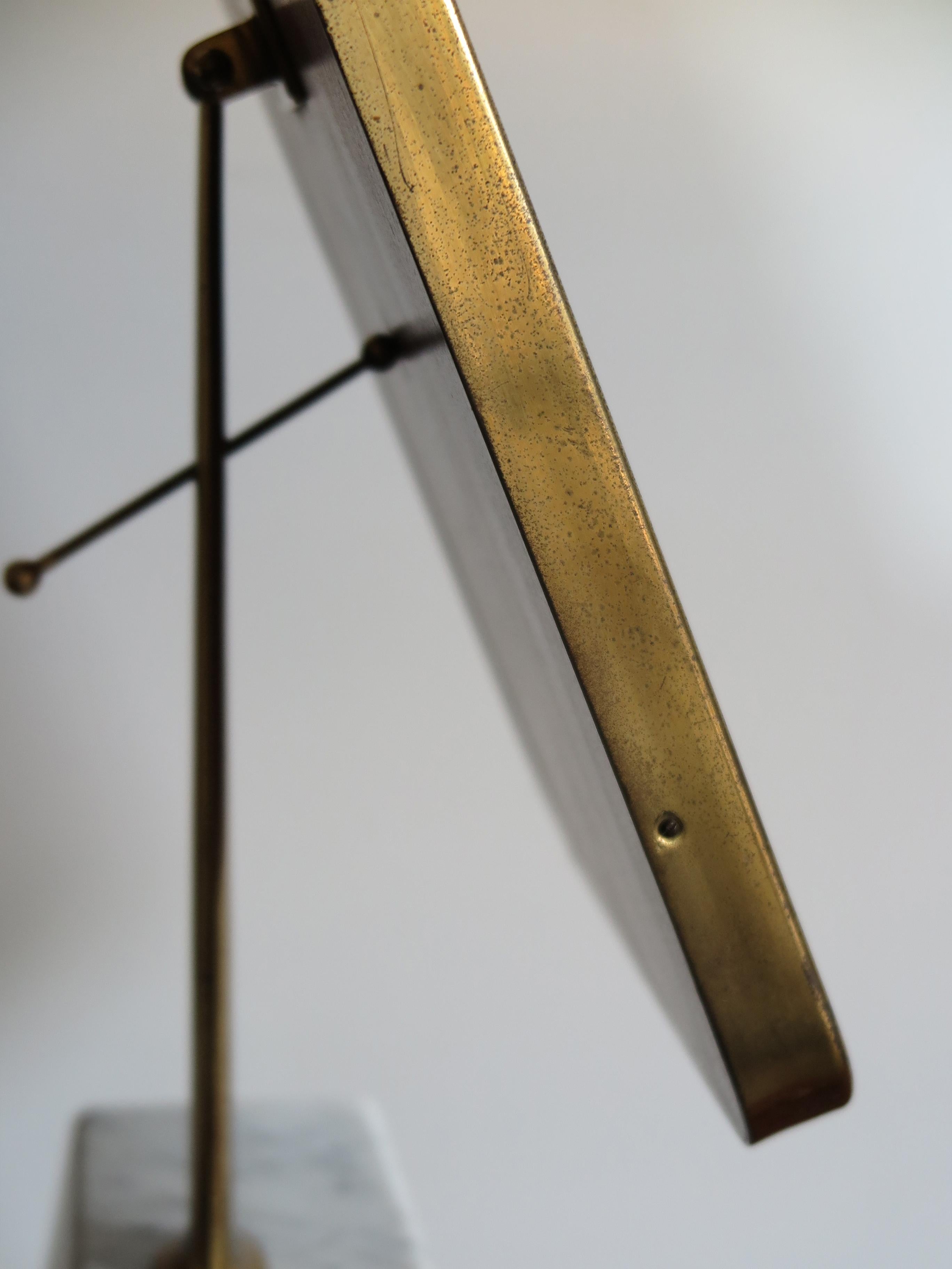 Italian Midcentury Brass and Marble Table Mirror, 1950s For Sale 1