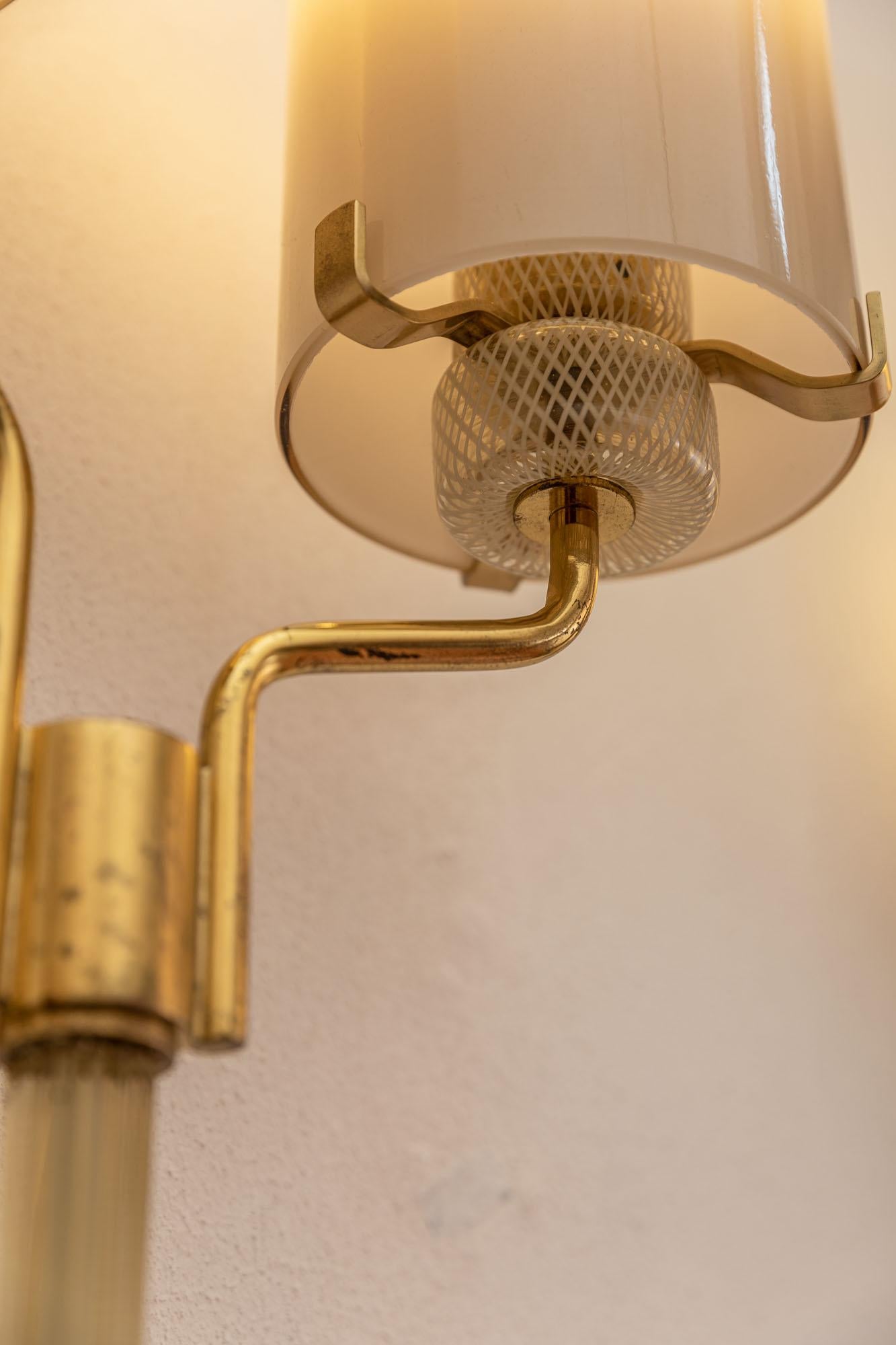 Italian Midcentury Brass and Murano Glass Wall Lights 9