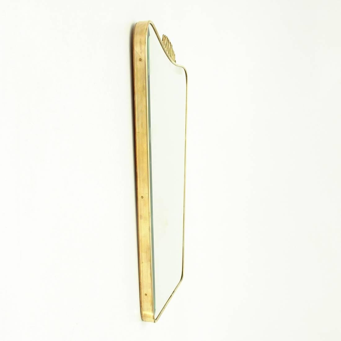 Italian Midcentury Brass Frame Mirror, 1950s In Good Condition In Savona, IT