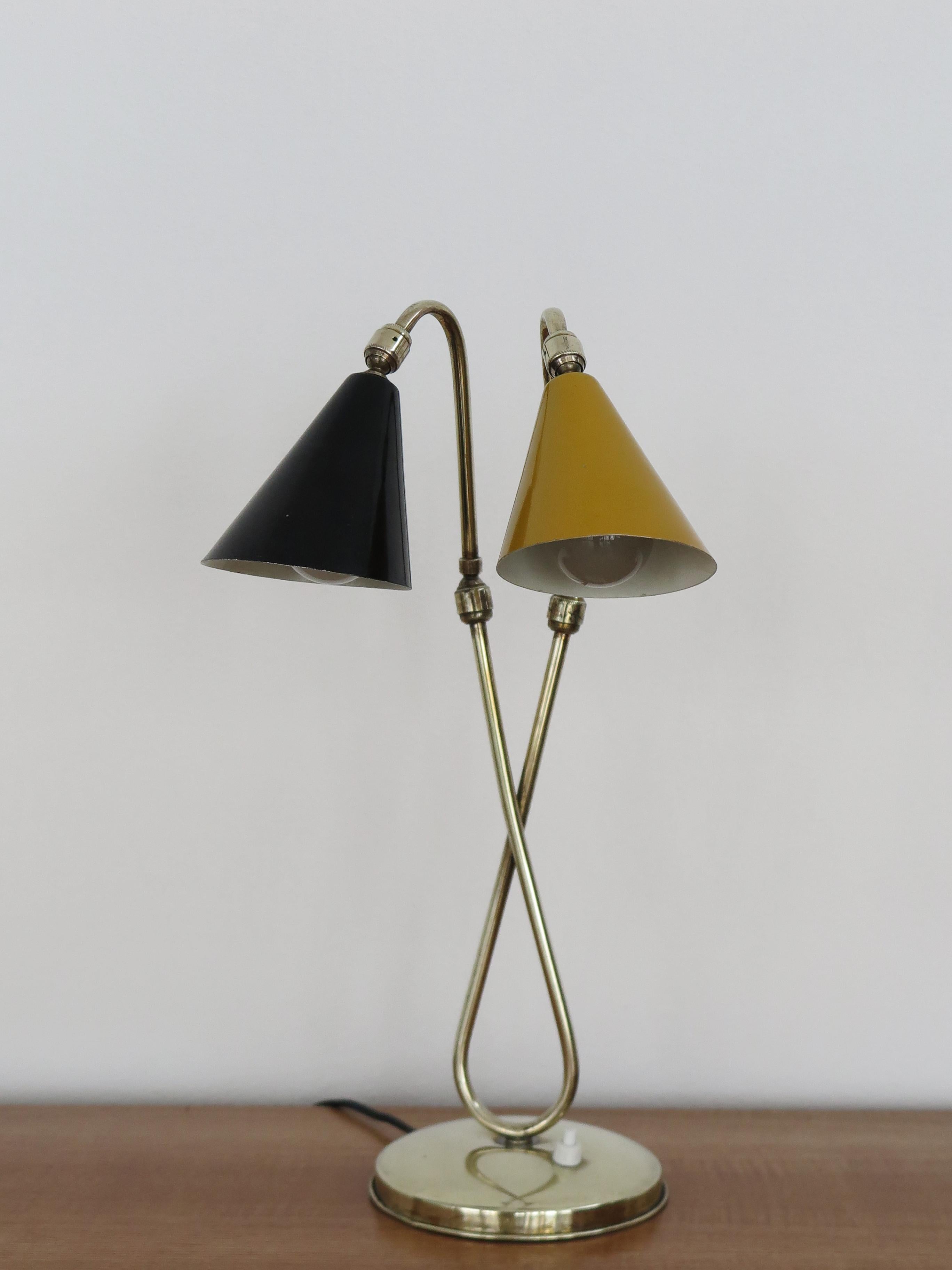 Italian Midcentury Brass Metal Black Yellow Table Lamp 1950s For Sale 2