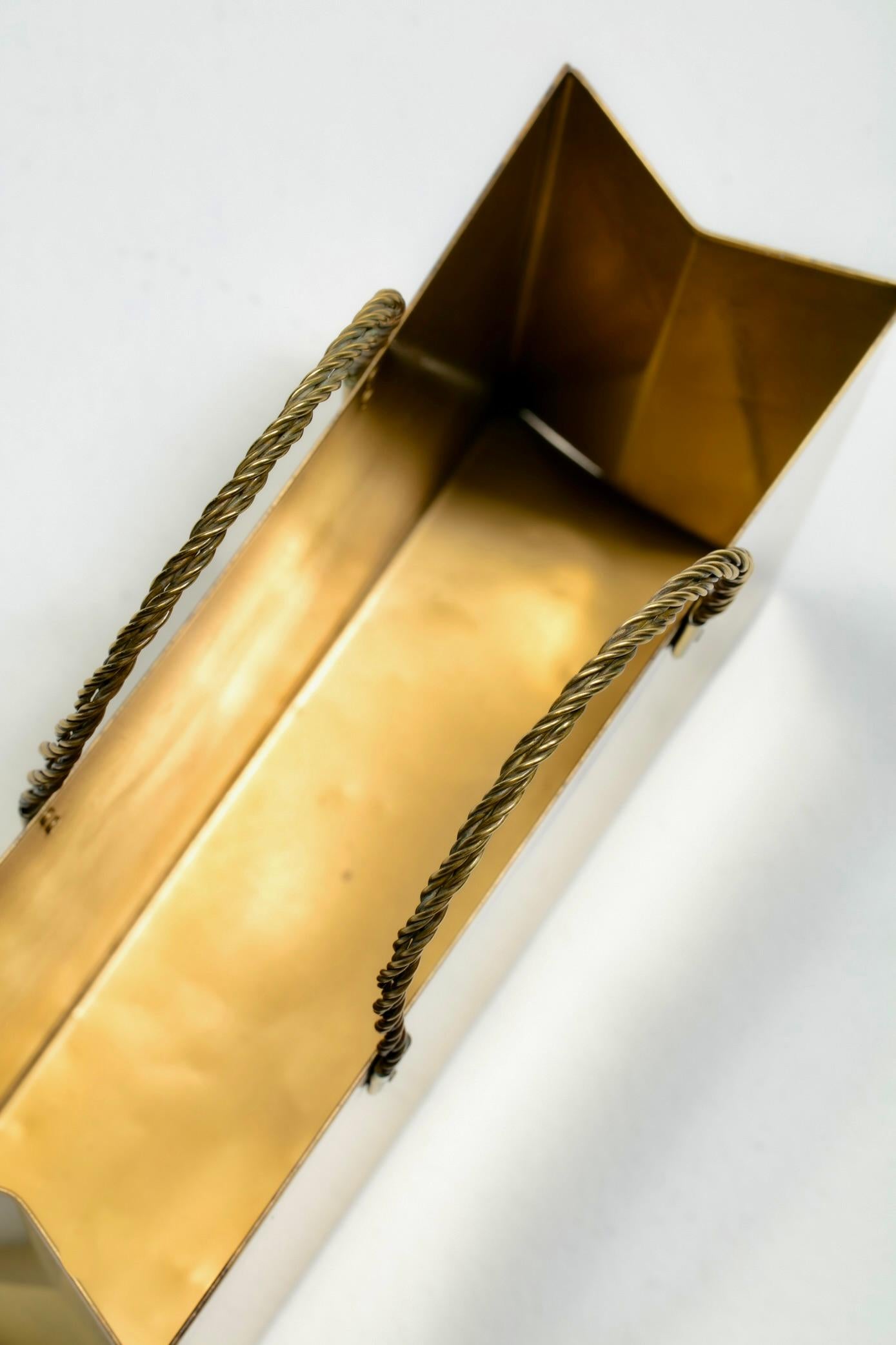 Italienische Messing-Einkaufstasche aus der Jahrhundertmitte in der Art von Gio Ponti um 1970 im Angebot 2