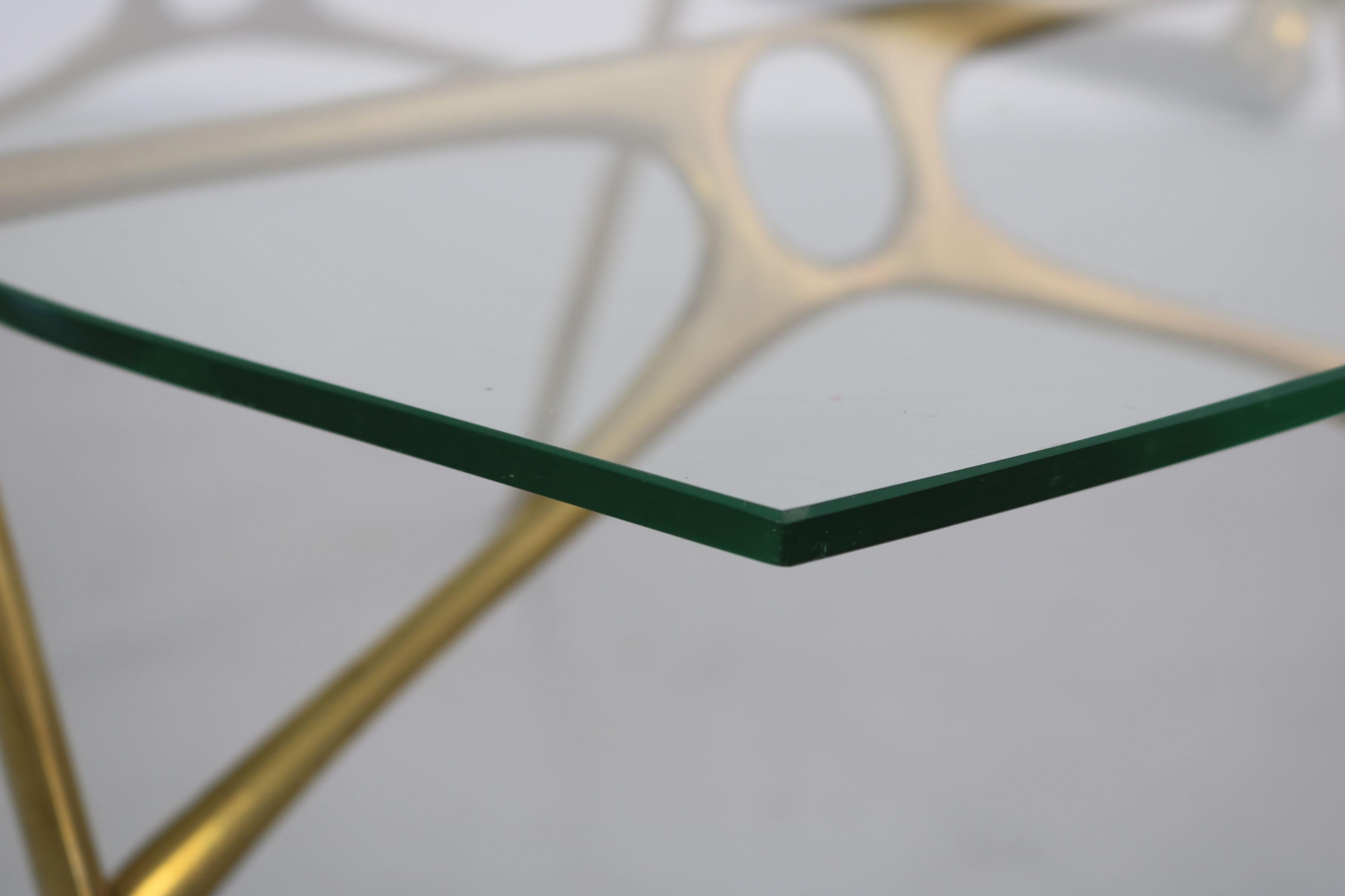 Italian Midcentury Brass Side Table with Glass Top For Sale at 1stDibs