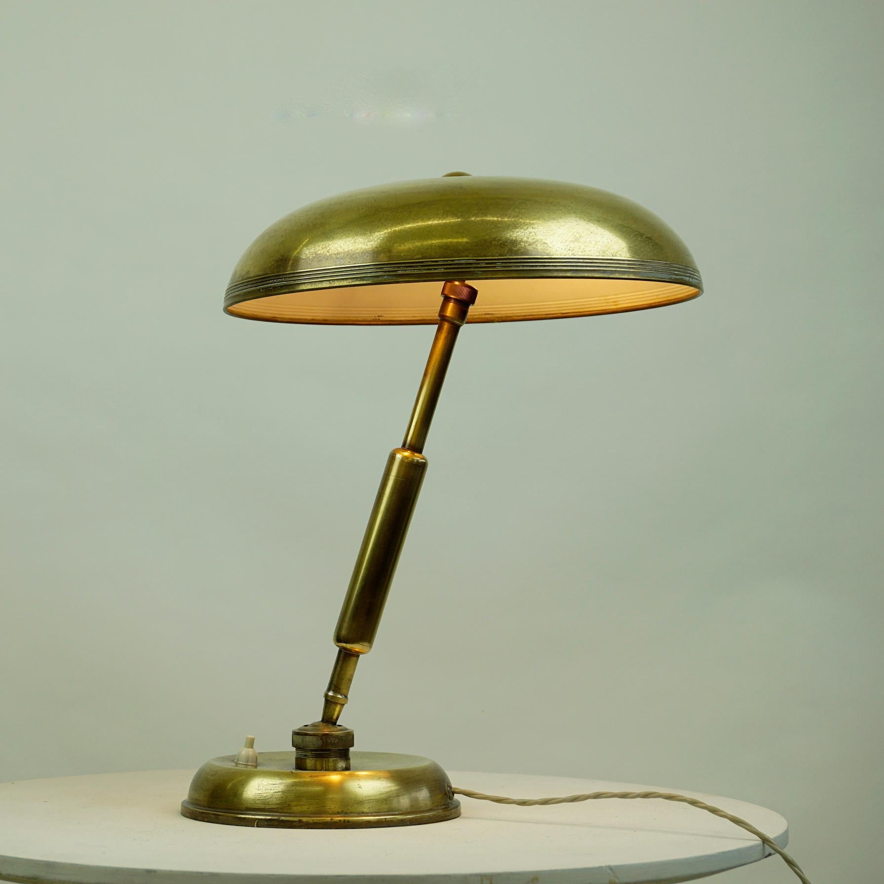 Mid-Century Modern Italian Midcentury Brass Table Lamp by Giovanni Michelucci for Lariolux