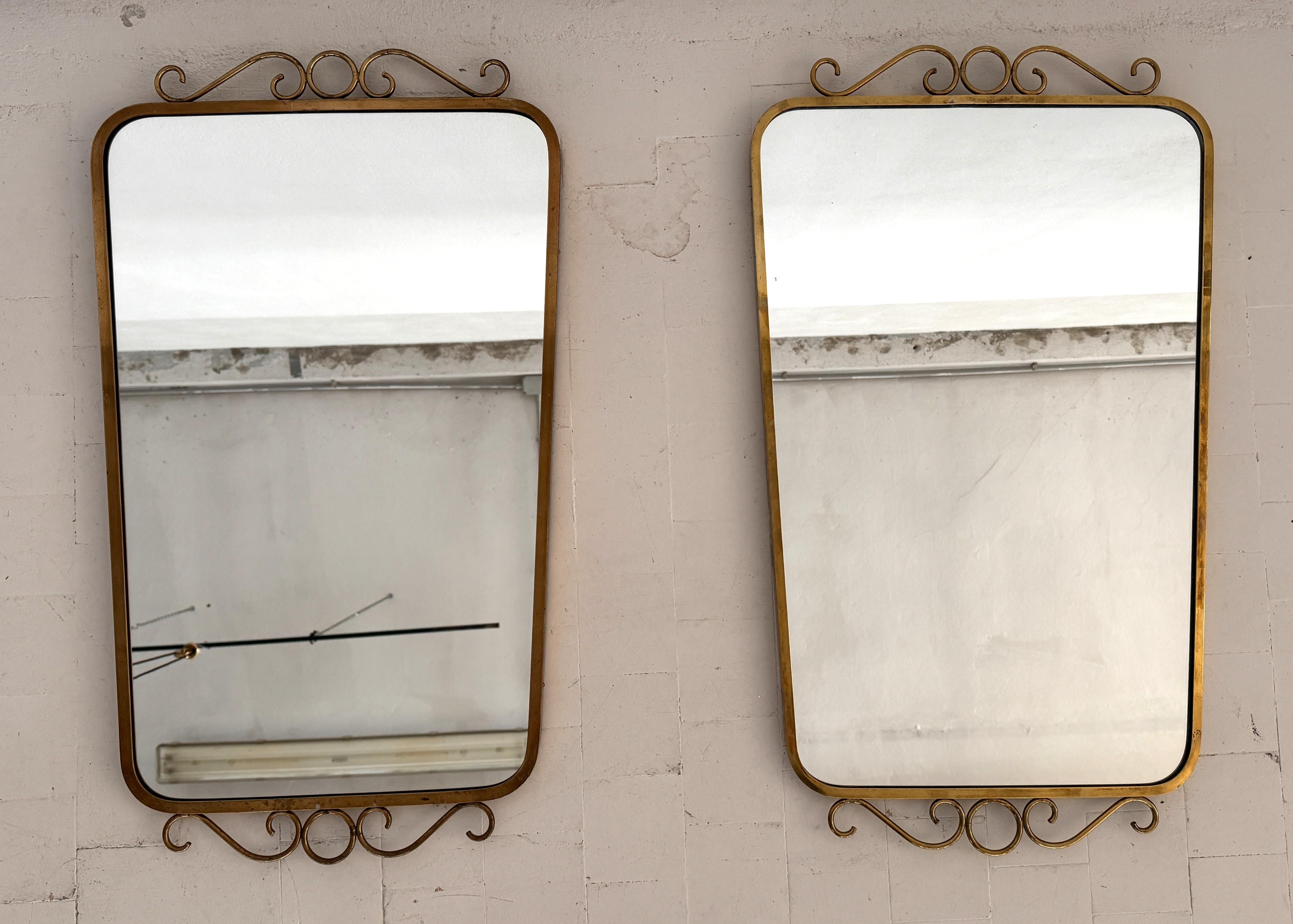 Specchio da parete in ottone del Medioevo italiano con decorazioni in stile Gio Ponti, anni '70 in vendita 8