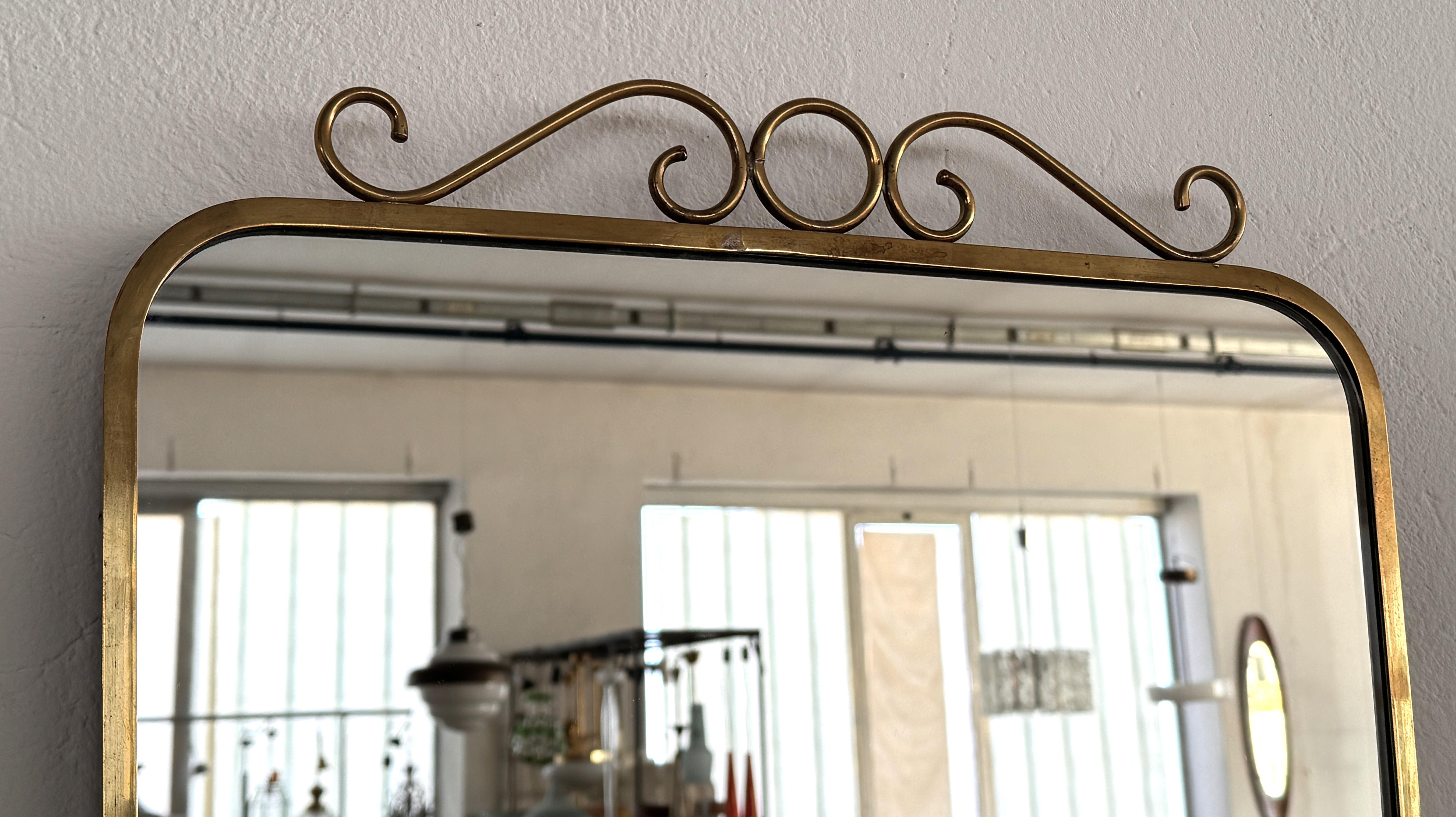 XX secolo Specchio da parete in ottone del Medioevo italiano con decorazioni in stile Gio Ponti, anni '70 in vendita