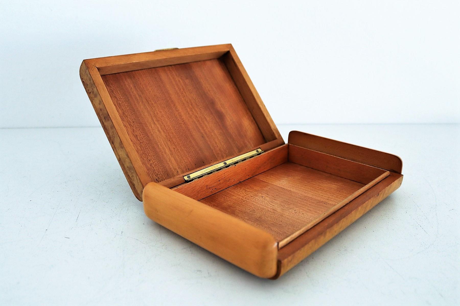 Art Deco Italian Midcentury Burl Wood Jewelry Box in the Style of Tommaso Barbi, 1970s