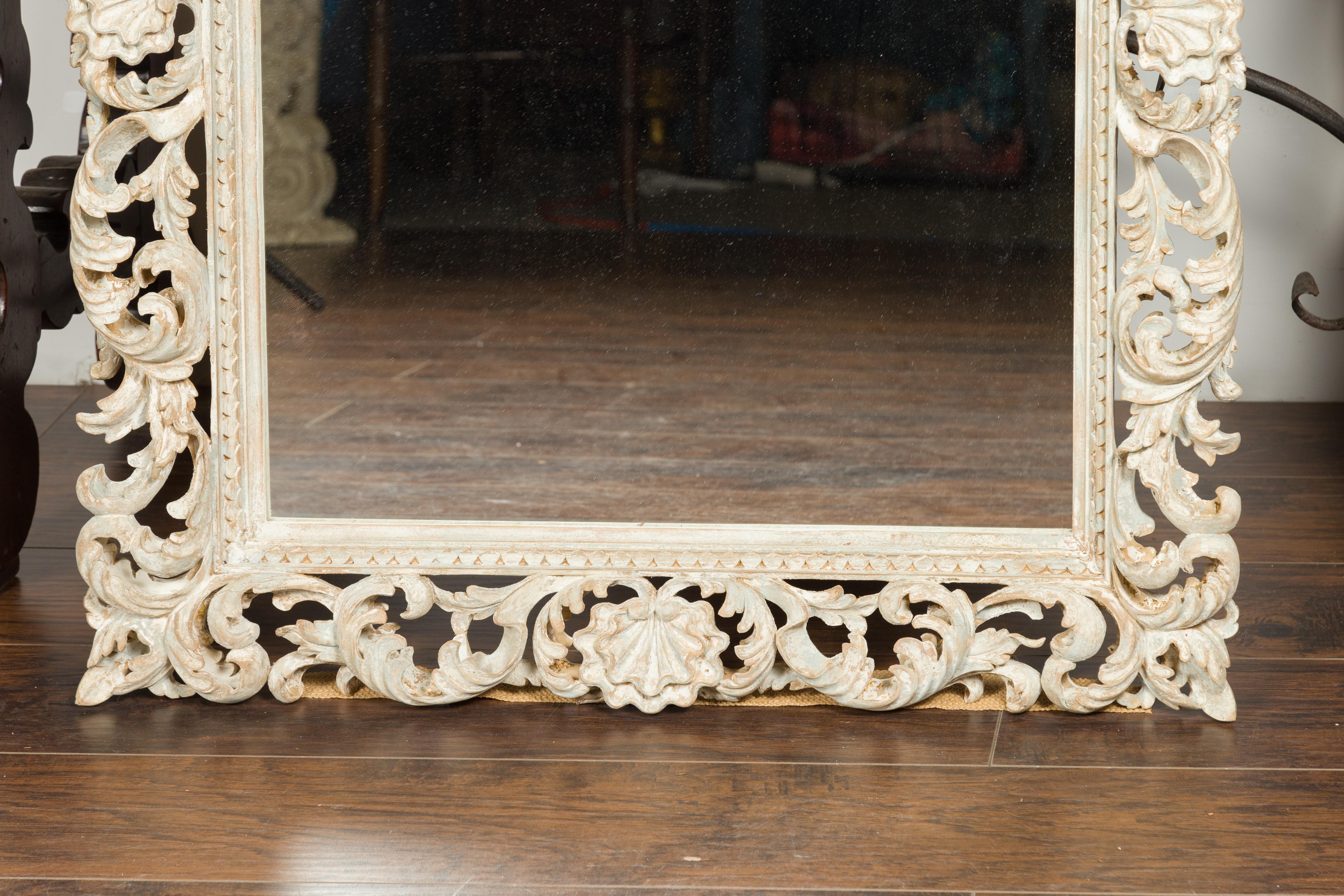 Italian Midcentury Carved Mirror with Scrolling Acanthus Leaves and Shell Motifs 1