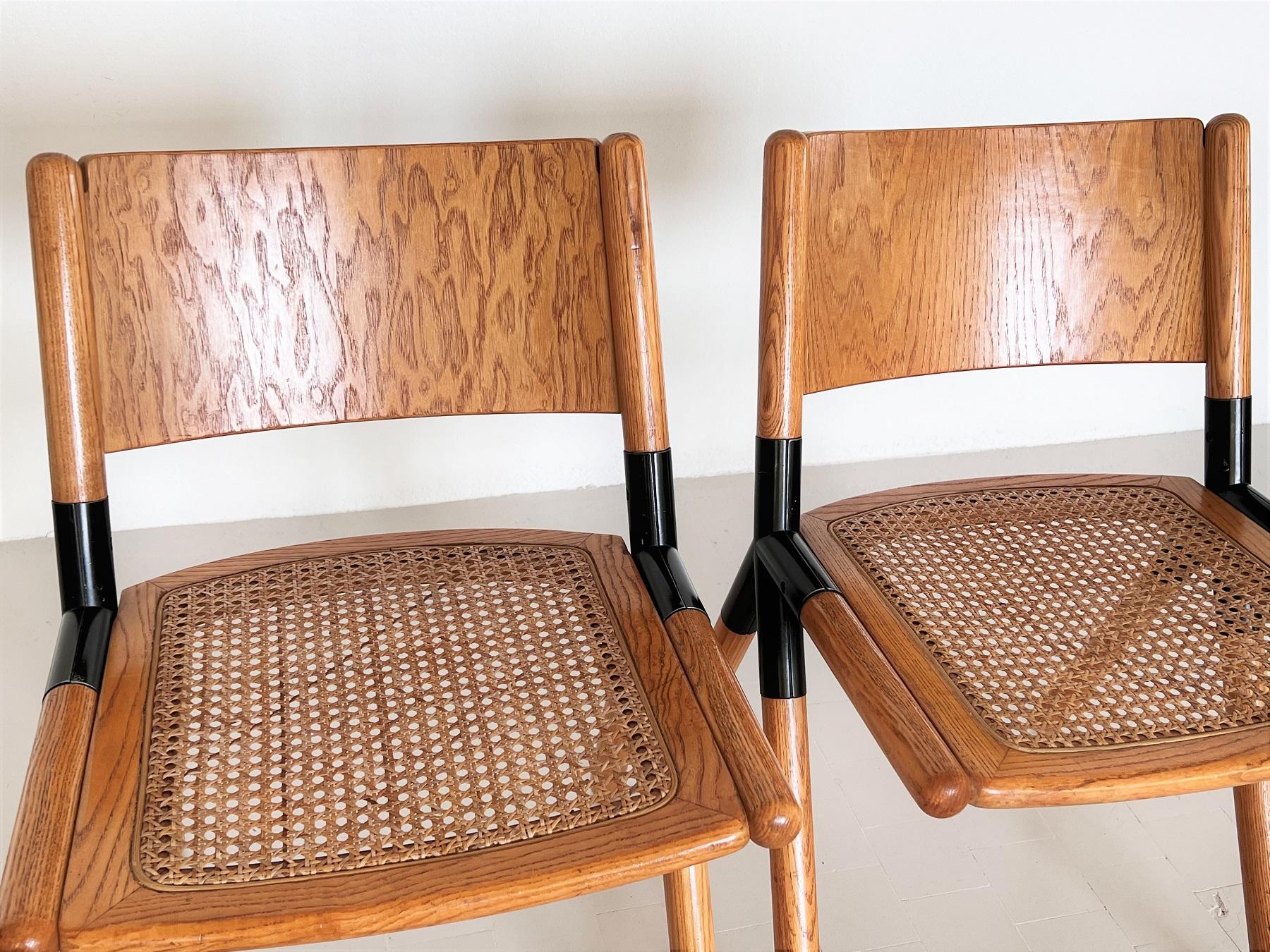 Italian Midcentury Chairs in Oak and Rattan by Mauro Pasquinelli, 1975 In Good Condition For Sale In Morazzone, Varese