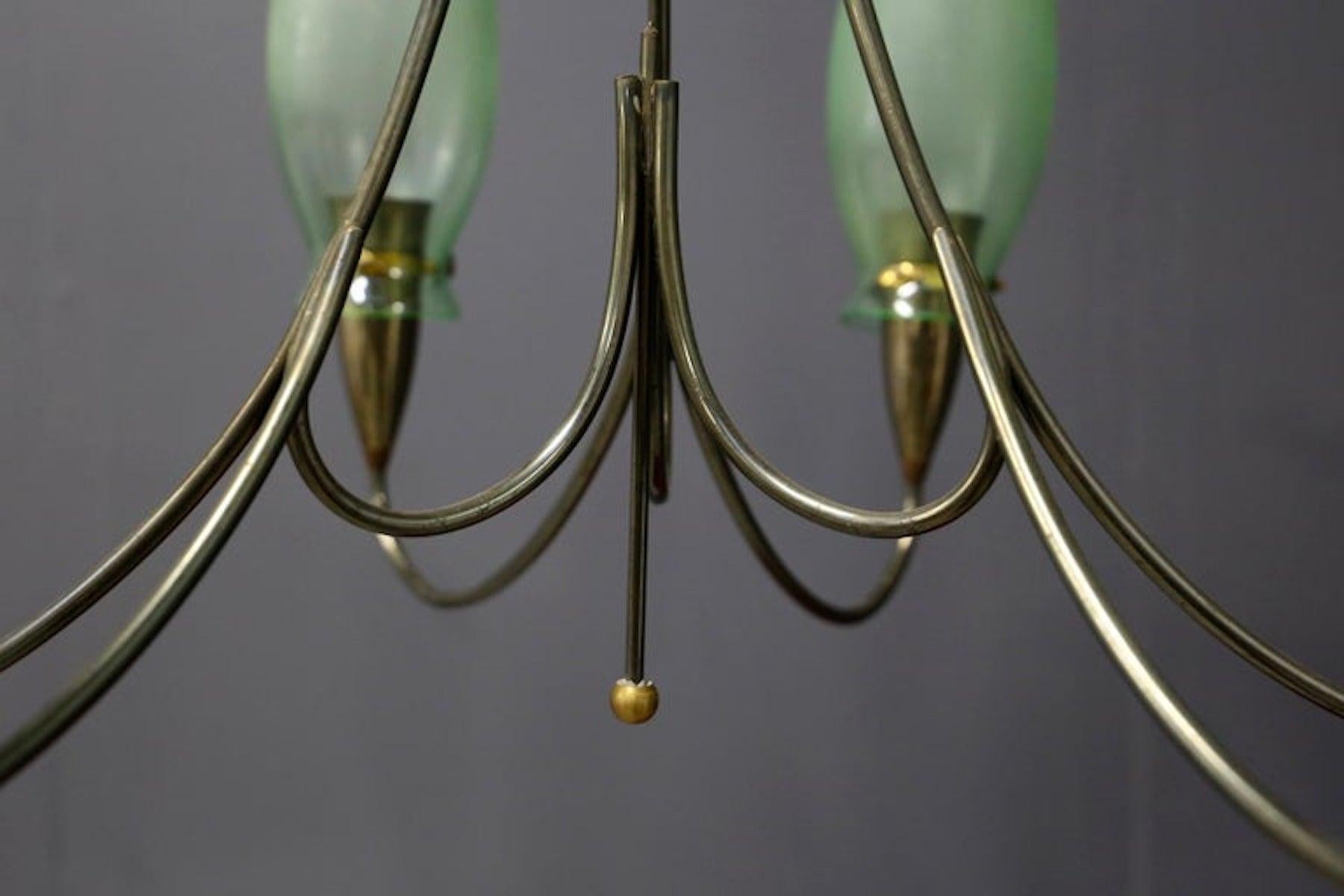 Italian Midcentury Chandelier in Brass and Murano Glass In Good Condition In Milano, IT