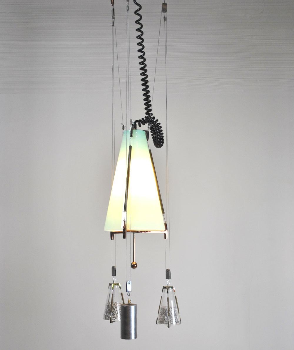Midcentury Italian chandelier in Atomic 50s style in green opaline glass and copper details.