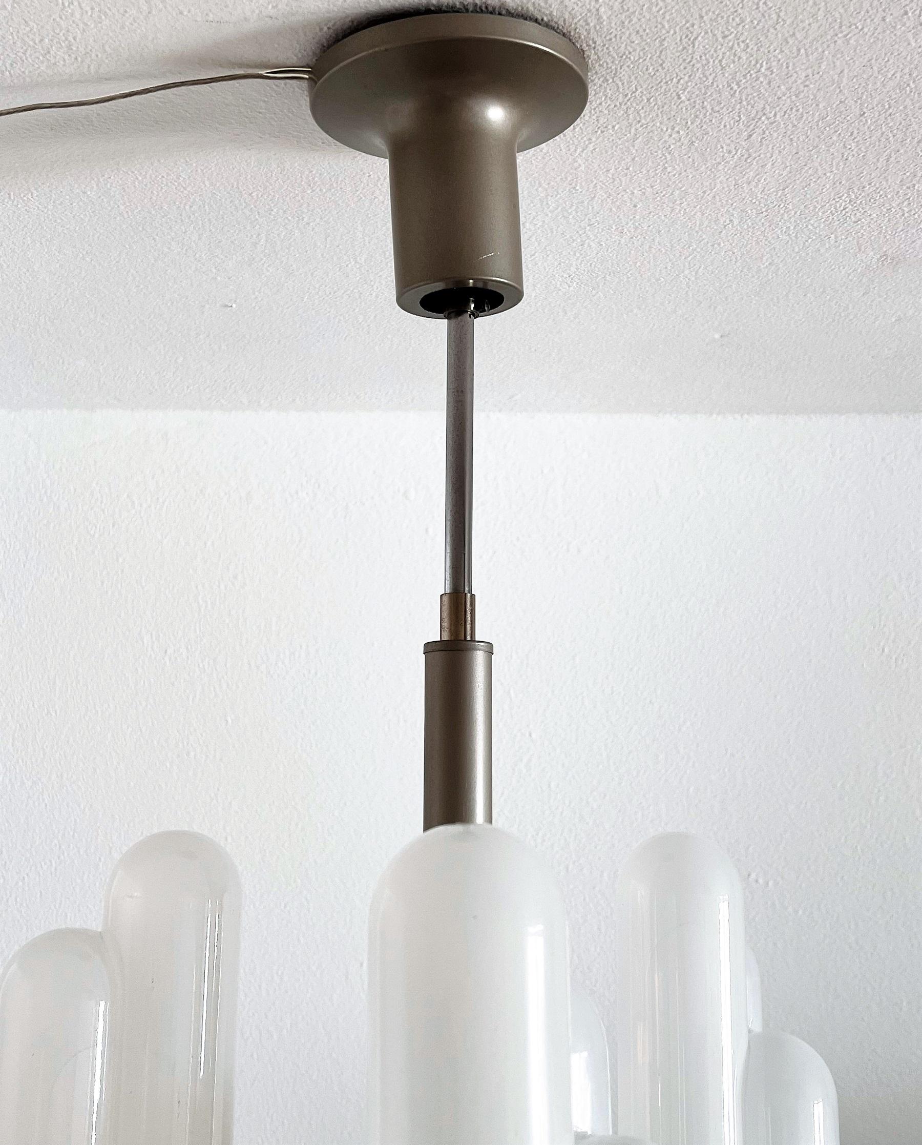 Italian Midcentury Chandelier with Opaline Murano Glass by Carlo Nason, 1960 7