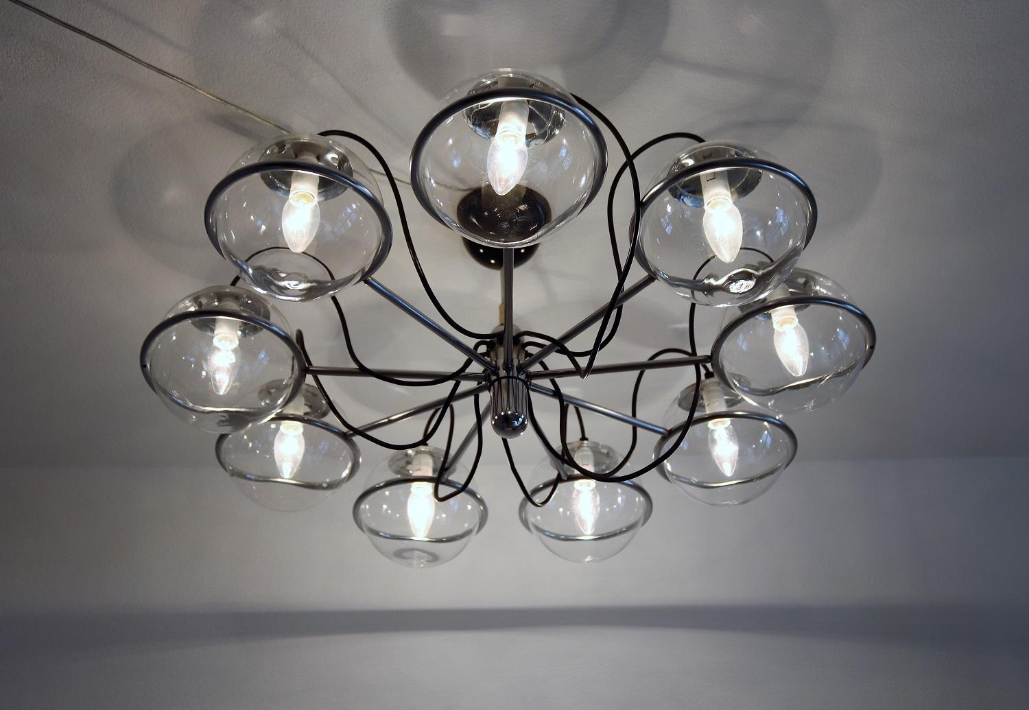 Italian Midcentury Chrome Chandelier with Nine-Glass Globes, 1960s In Good Condition In Morazzone, Varese