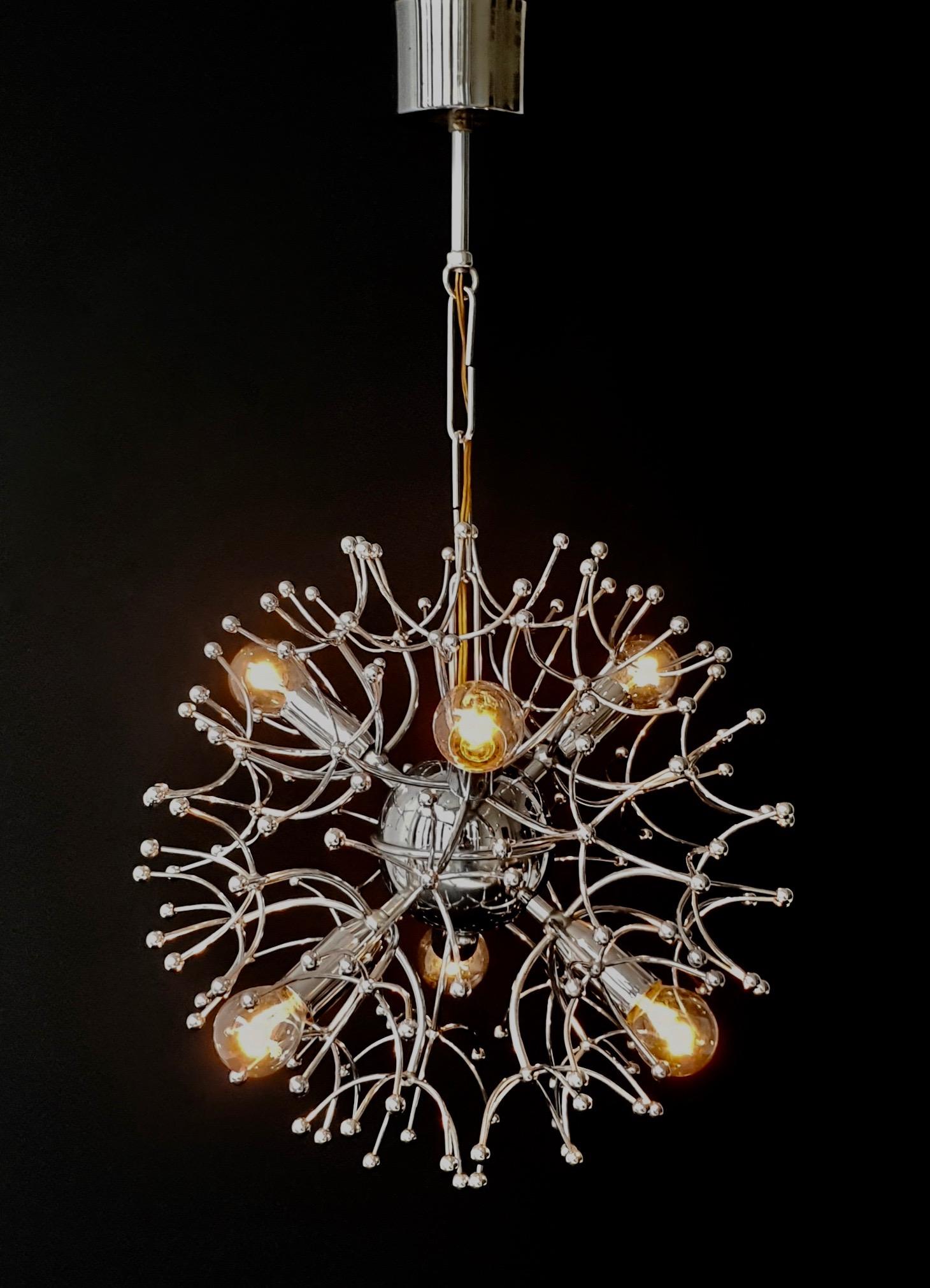 Italienische Sputnik-Hängeleuchte aus Chrom von Sciolari (Mitte des Jahrhunderts) (20. Jahrhundert) im Angebot