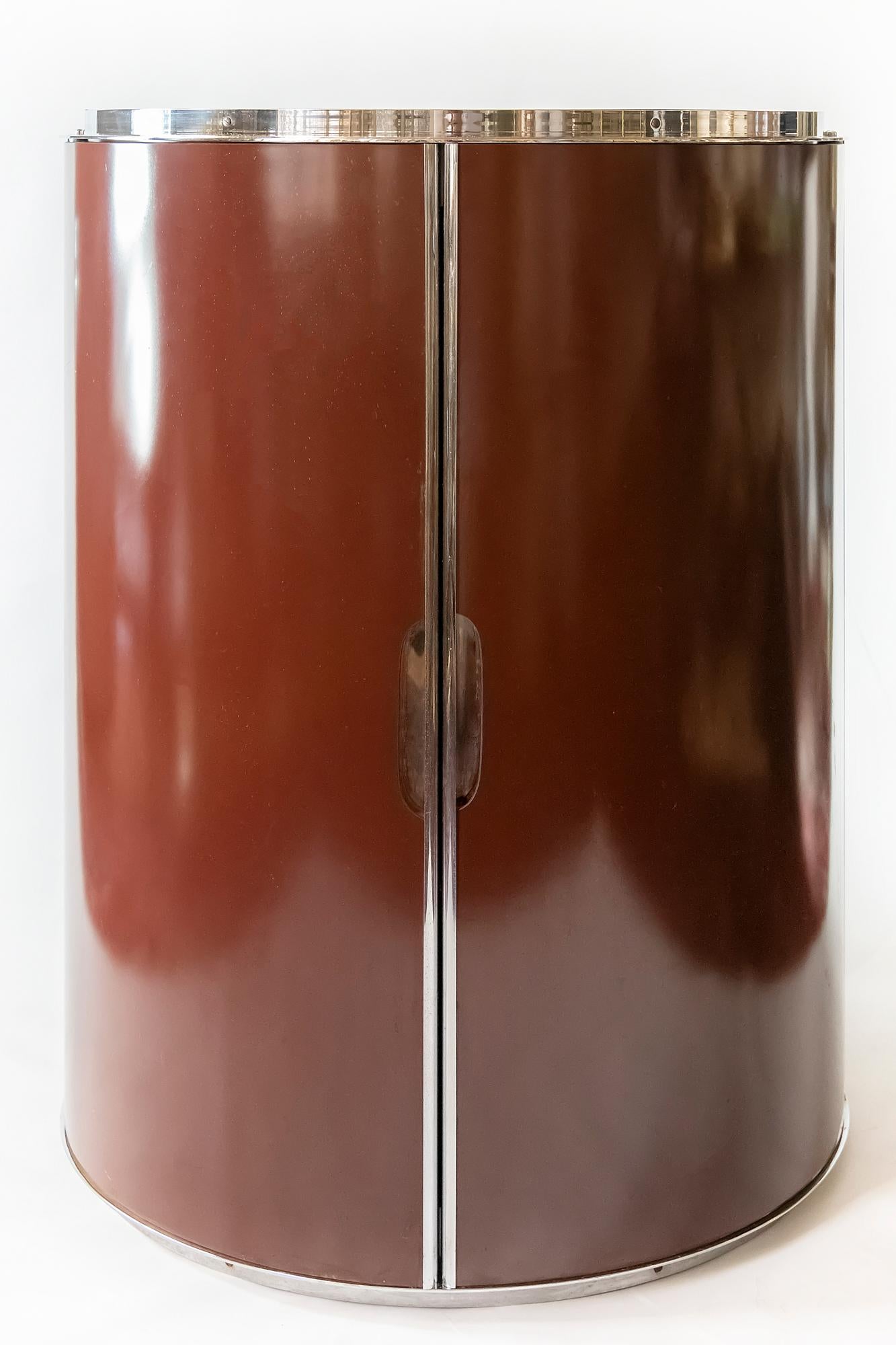 round bar cabinet