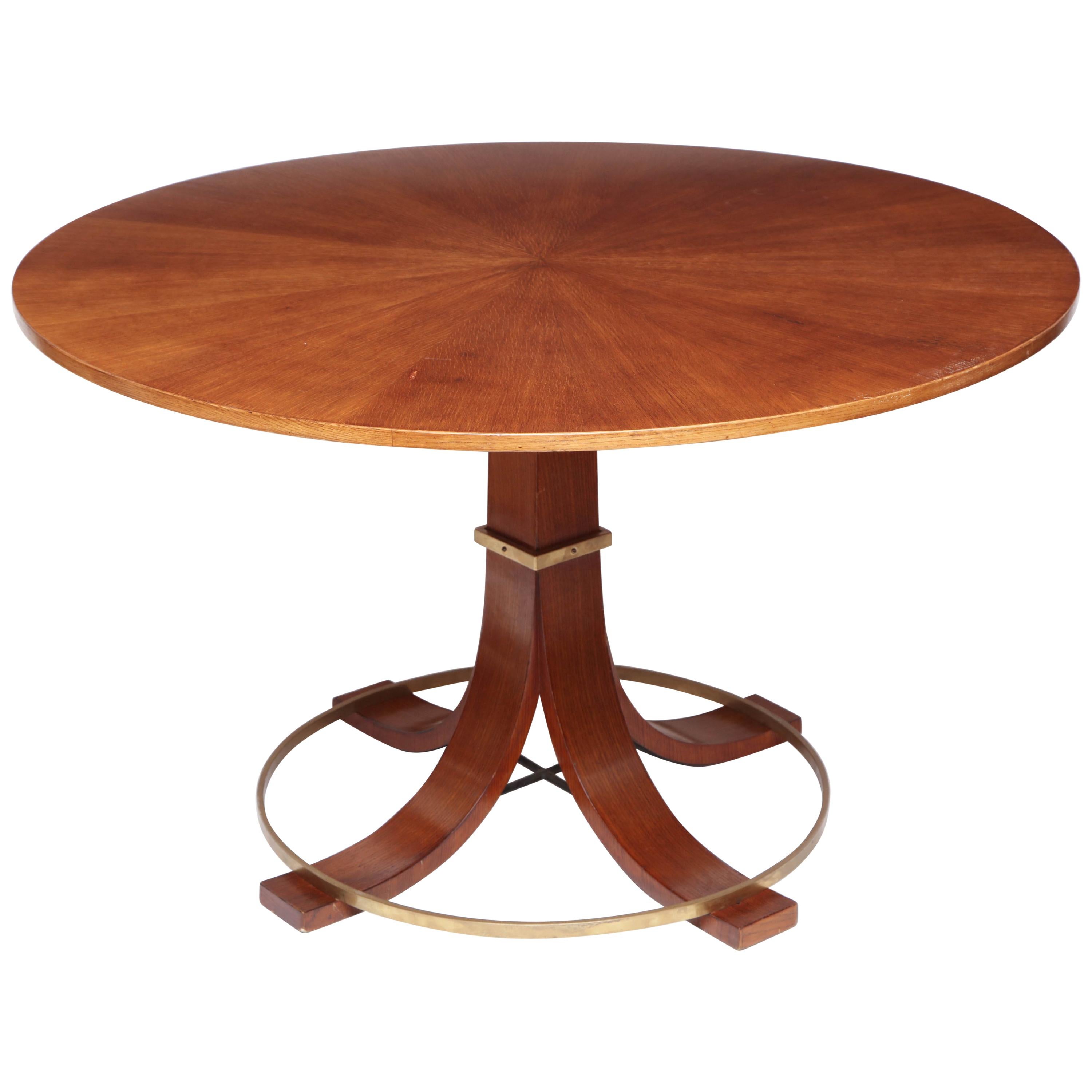 Italian Midcentury Circular Centre Table with Brass Stretcher, circa 1950 For Sale