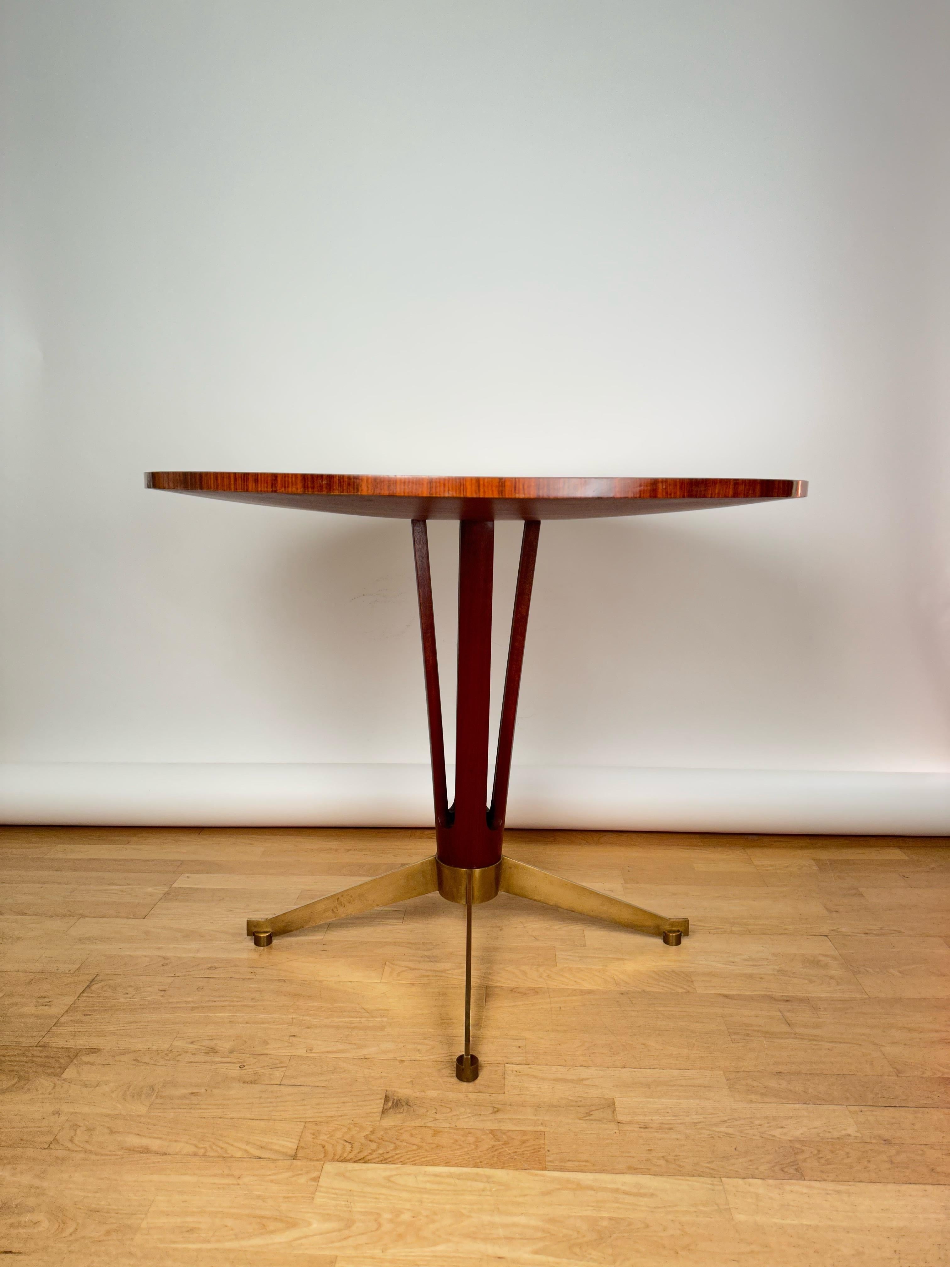 Mid-20th Century Italian Midcentury Circular Rosewood ans Brass Dining Table.1960 For Sale