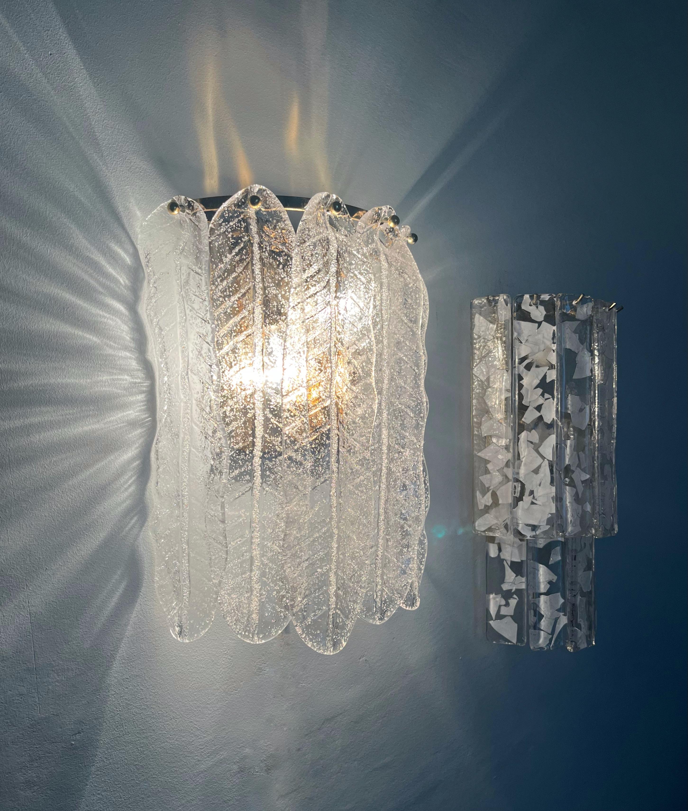 Italian Midcentury Clear Murano Glass Leaf Wall Sconces, 1970s For Sale 4