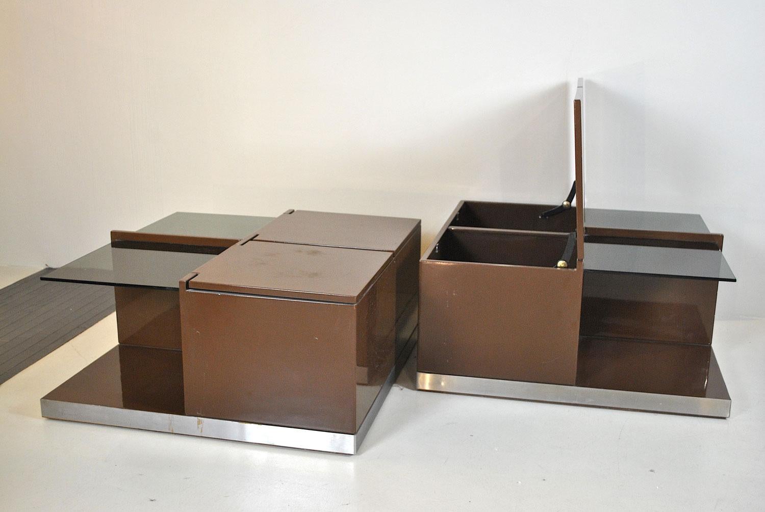 Coffee table dry bar 1970s Italian production in lacquered wood.