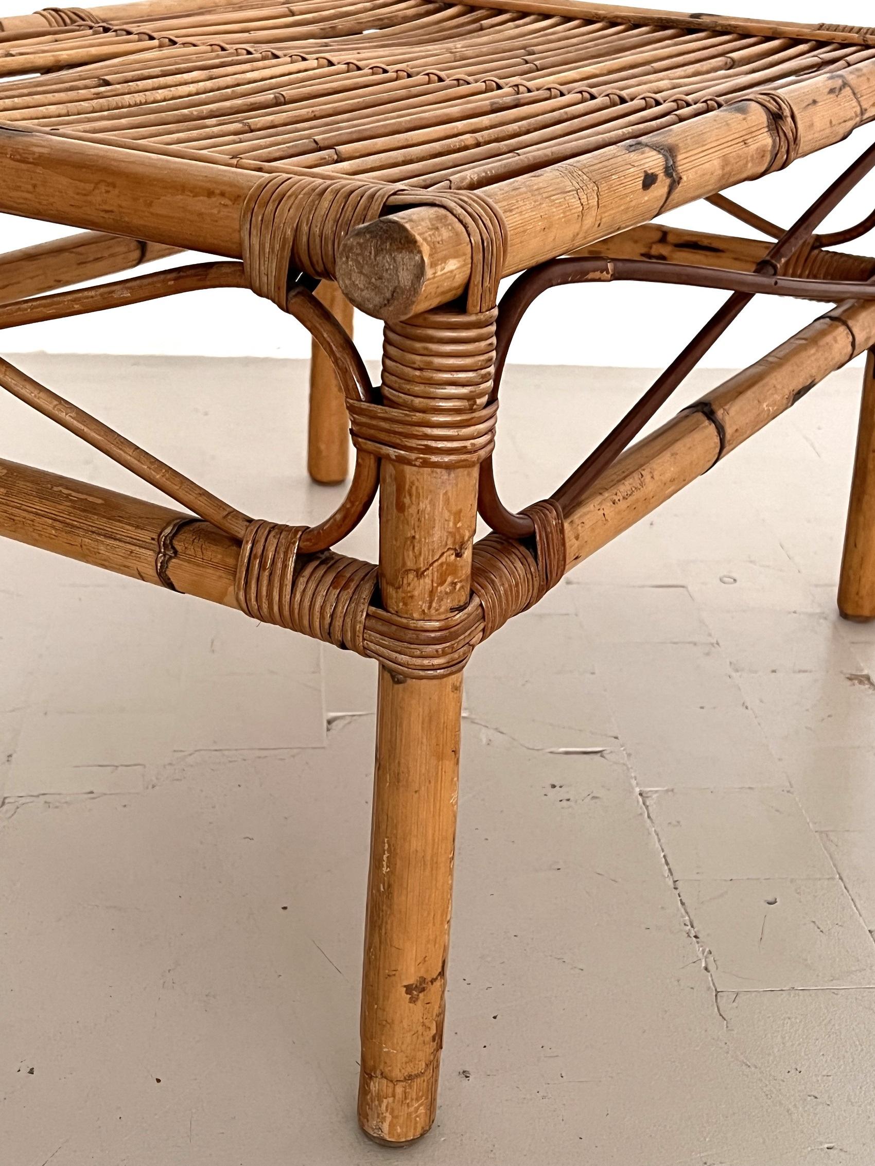 Italienischer Midcentury Couchtisch aus Rattan und Bambus, 1970er Jahre im Angebot 2