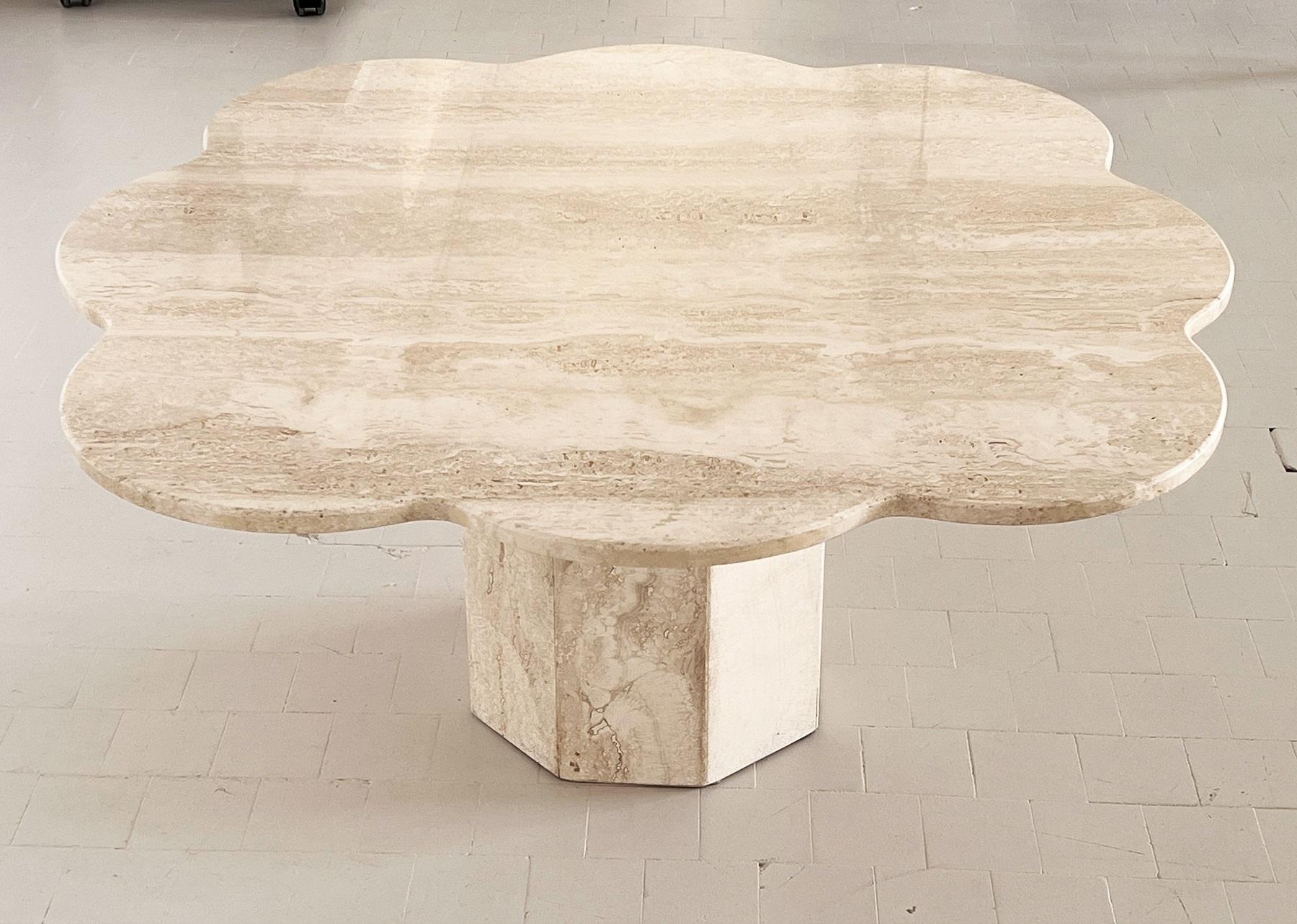 Italian Midcentury Coffee Table in Travertine Stone and Cloud Shape, 1970s 4