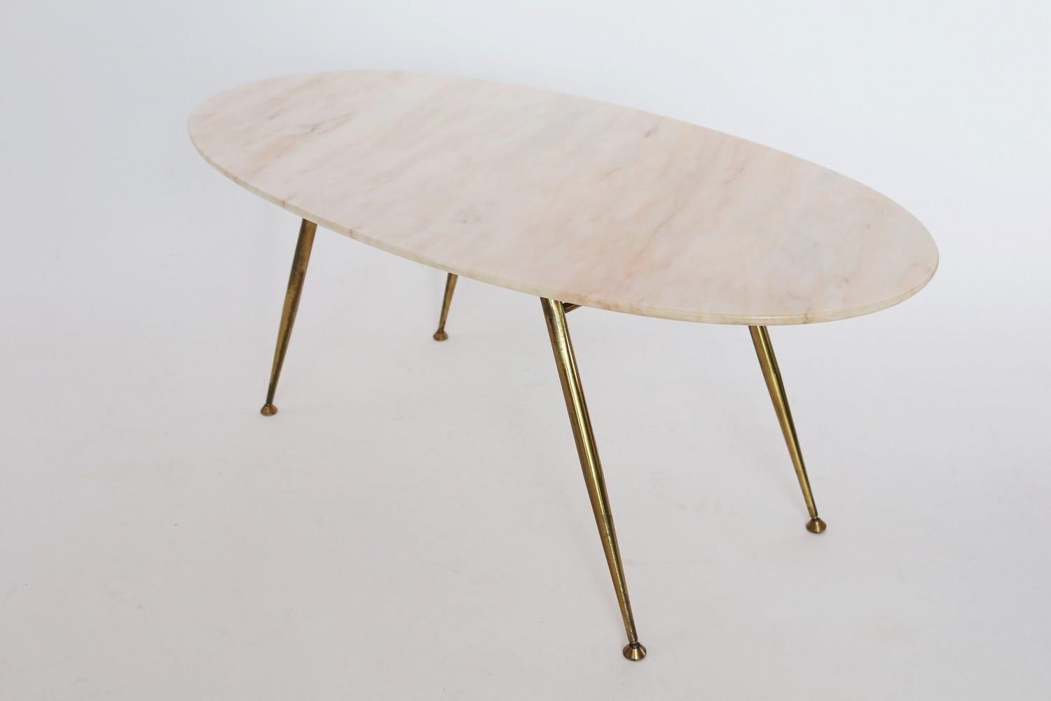 Italian Midcentury Coffee Table with Pink and Grey Marble and Brass Feet, 1950s 2