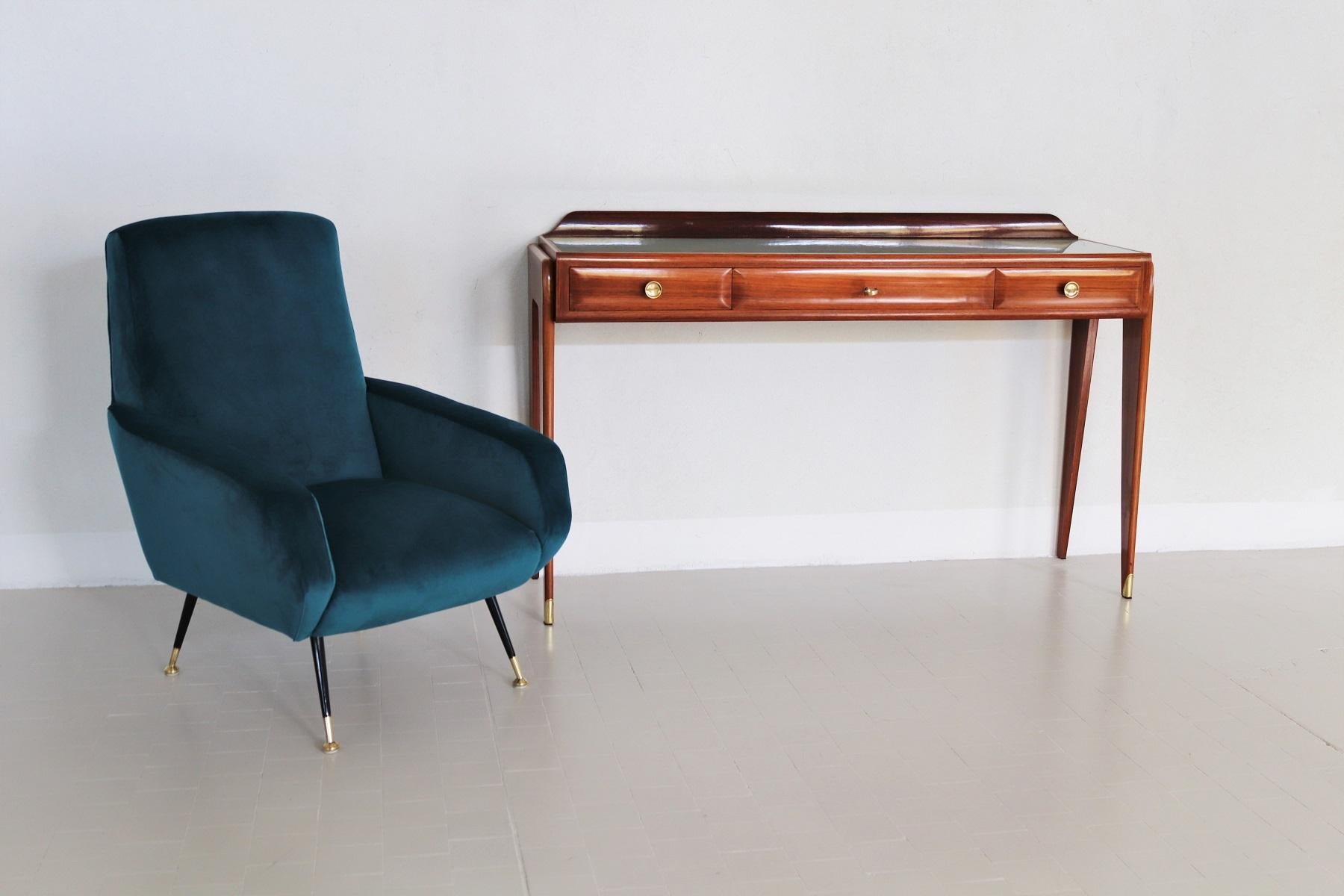 Mid-Century Modern Italian Midcentury Console Table or Credenza in Mahogany by Mobili Cantu, 1950s