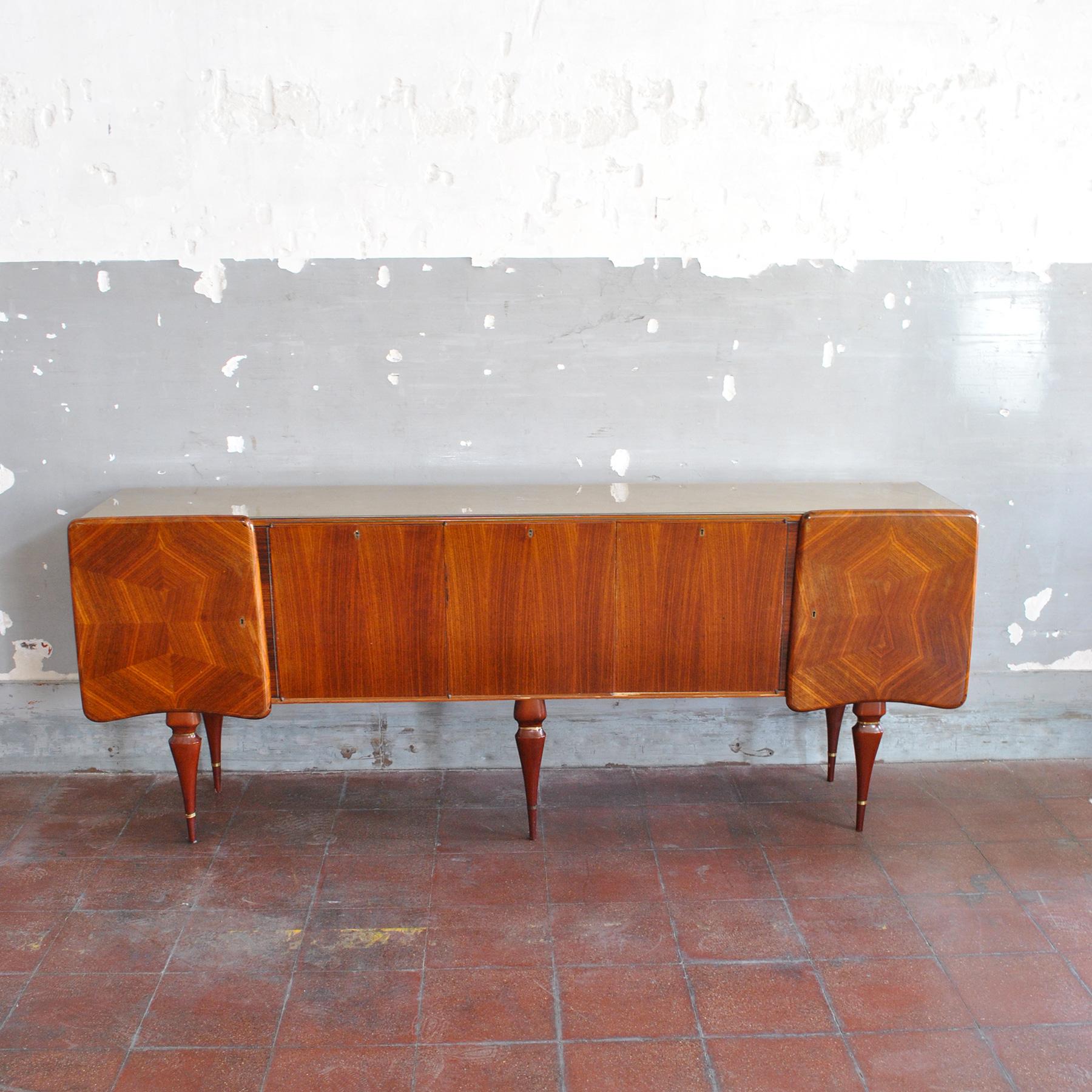 Servant designed with five irregular doors, Italian style from the 1960s Turin school.