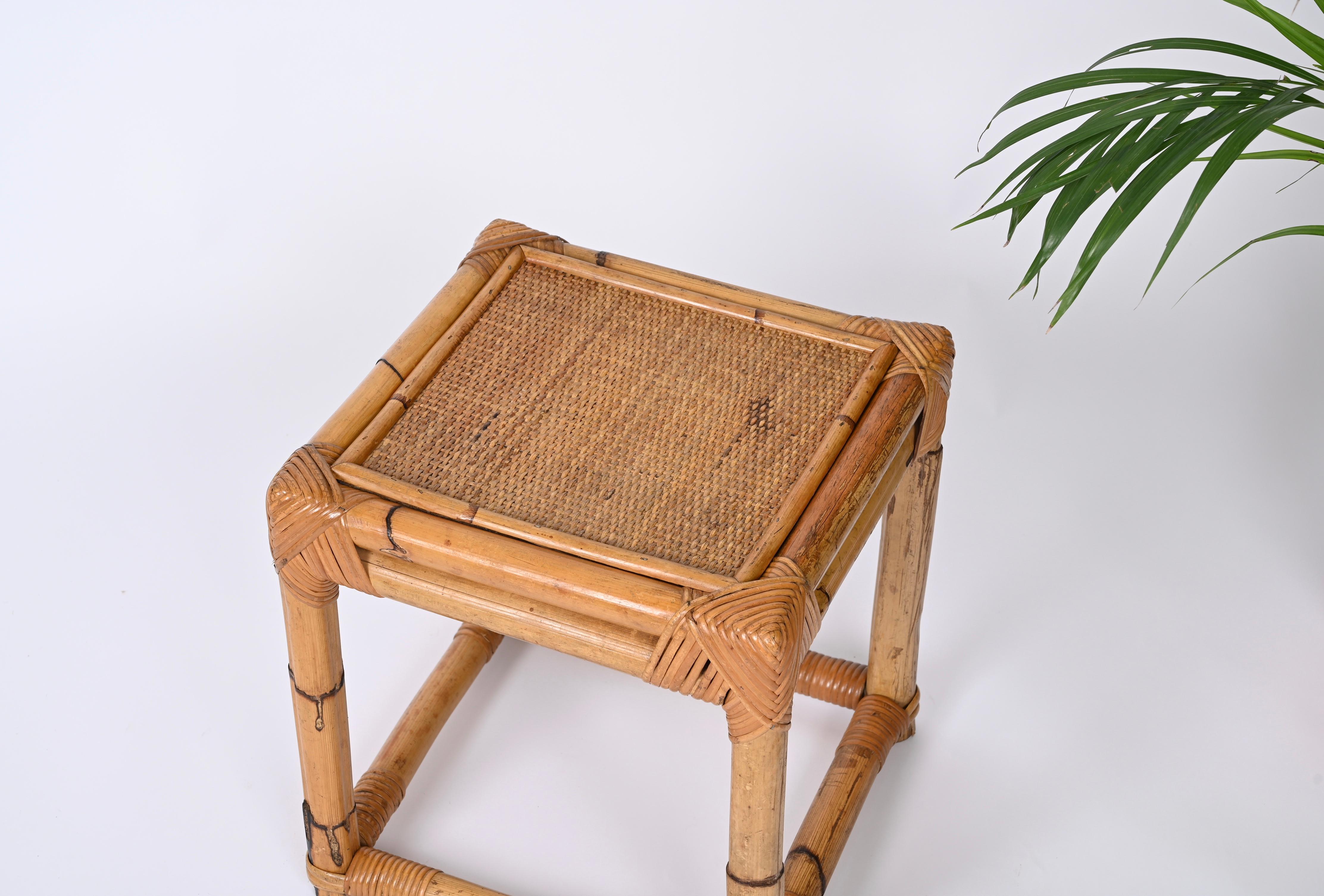Mid-20th Century Italian Midcentury Cube Side Table or Pouf in Bamboo and Rattan, 1970s For Sale