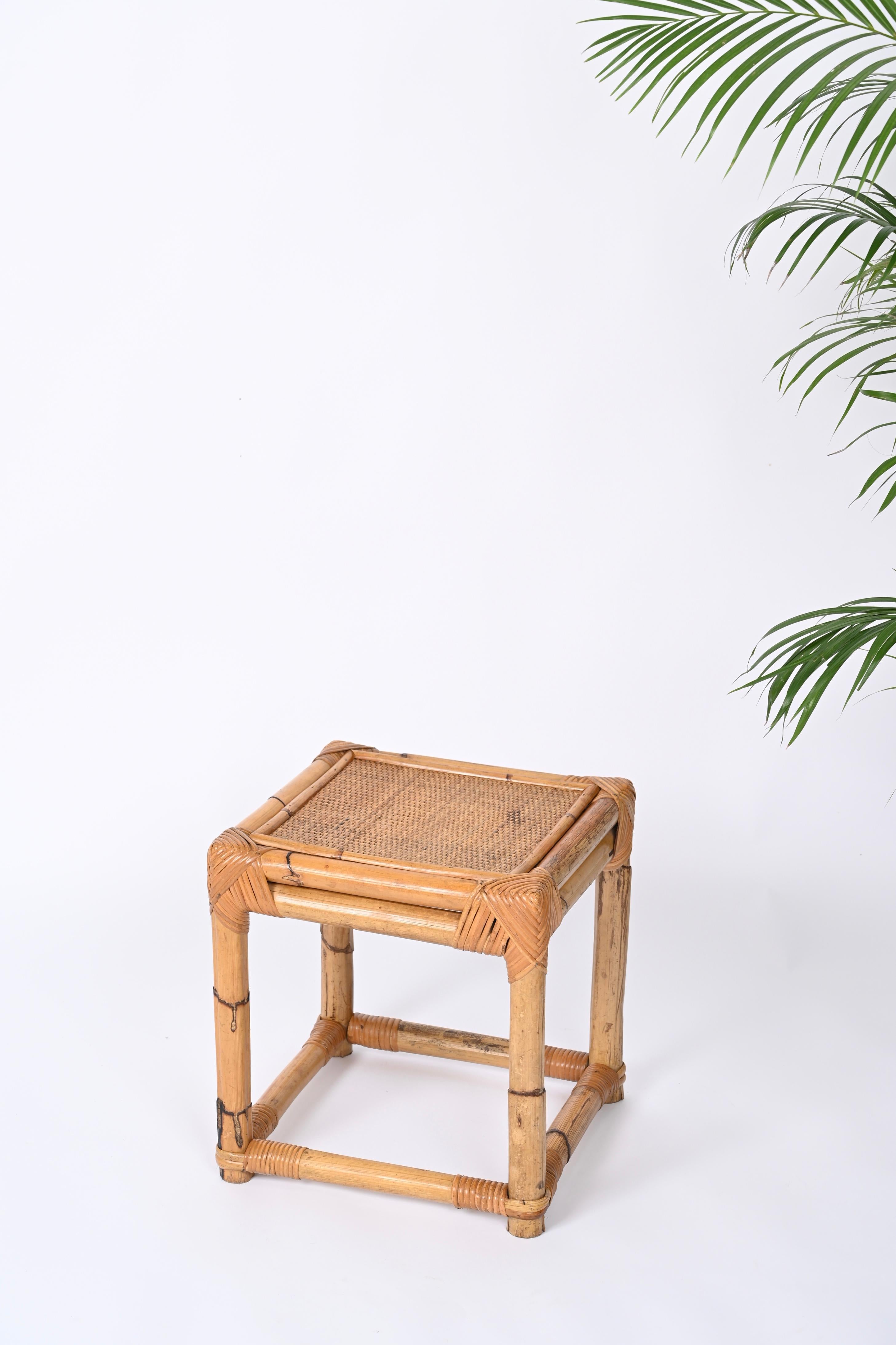 Italian Midcentury Cube Side Table or Pouf in Bamboo and Rattan, 1970s For Sale 3